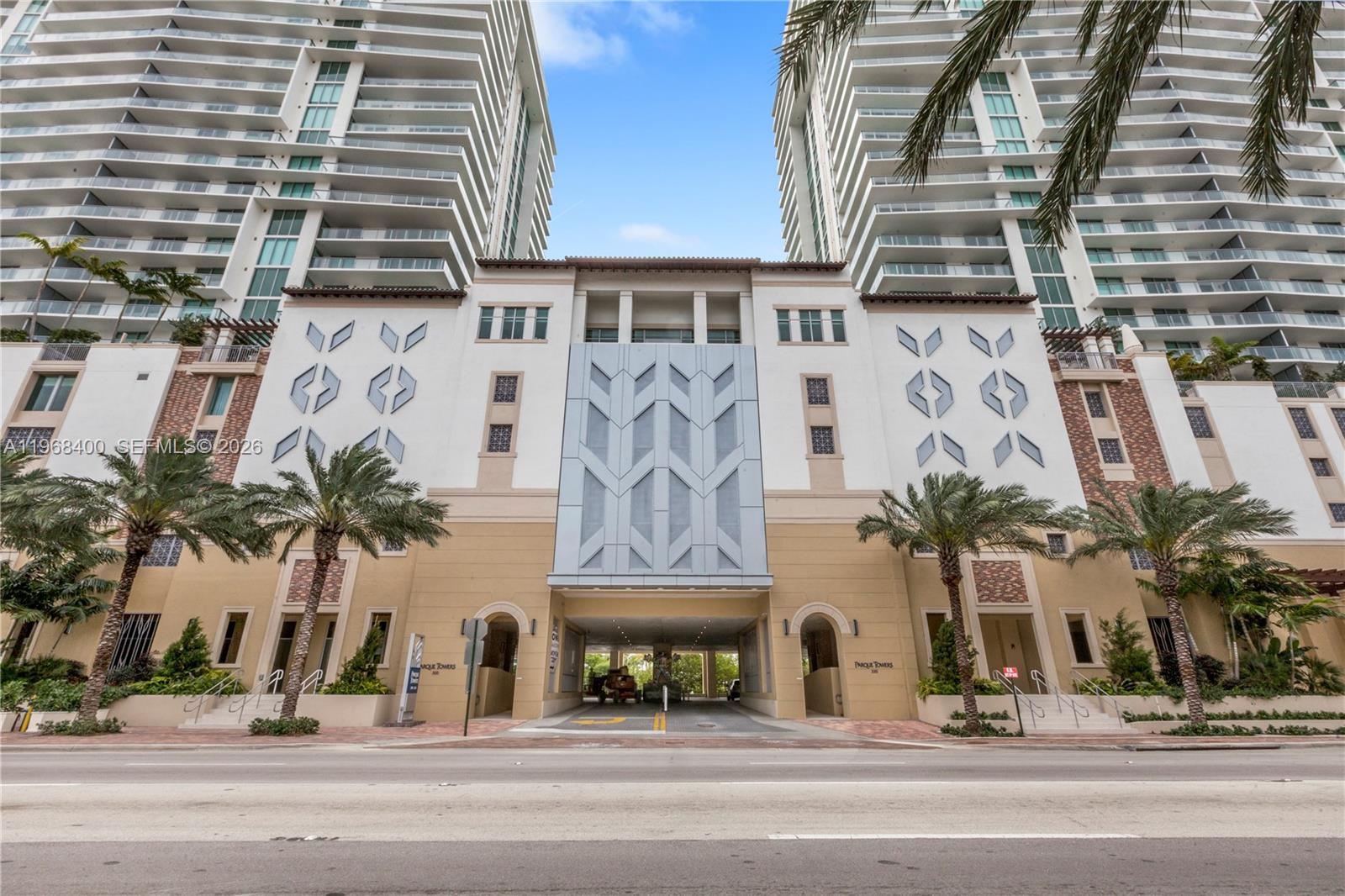 300 Sunny Isles Blvd # 806 Unit: 4-806