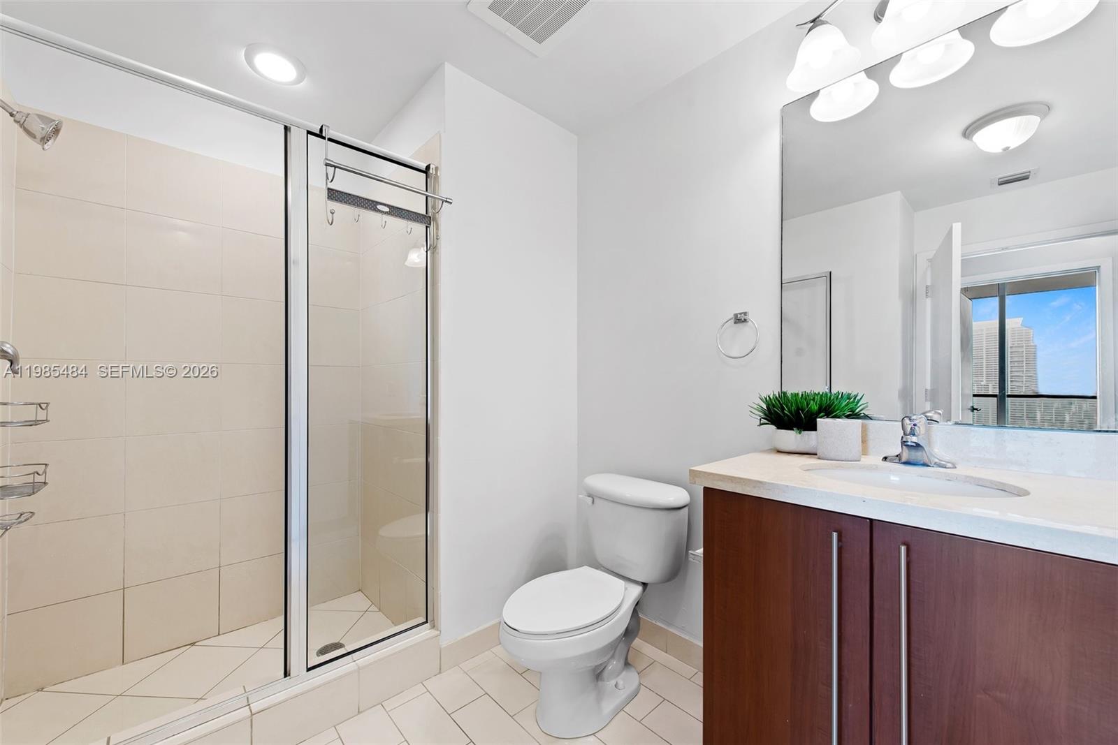 79 SW 12th St Unit: 2503-S