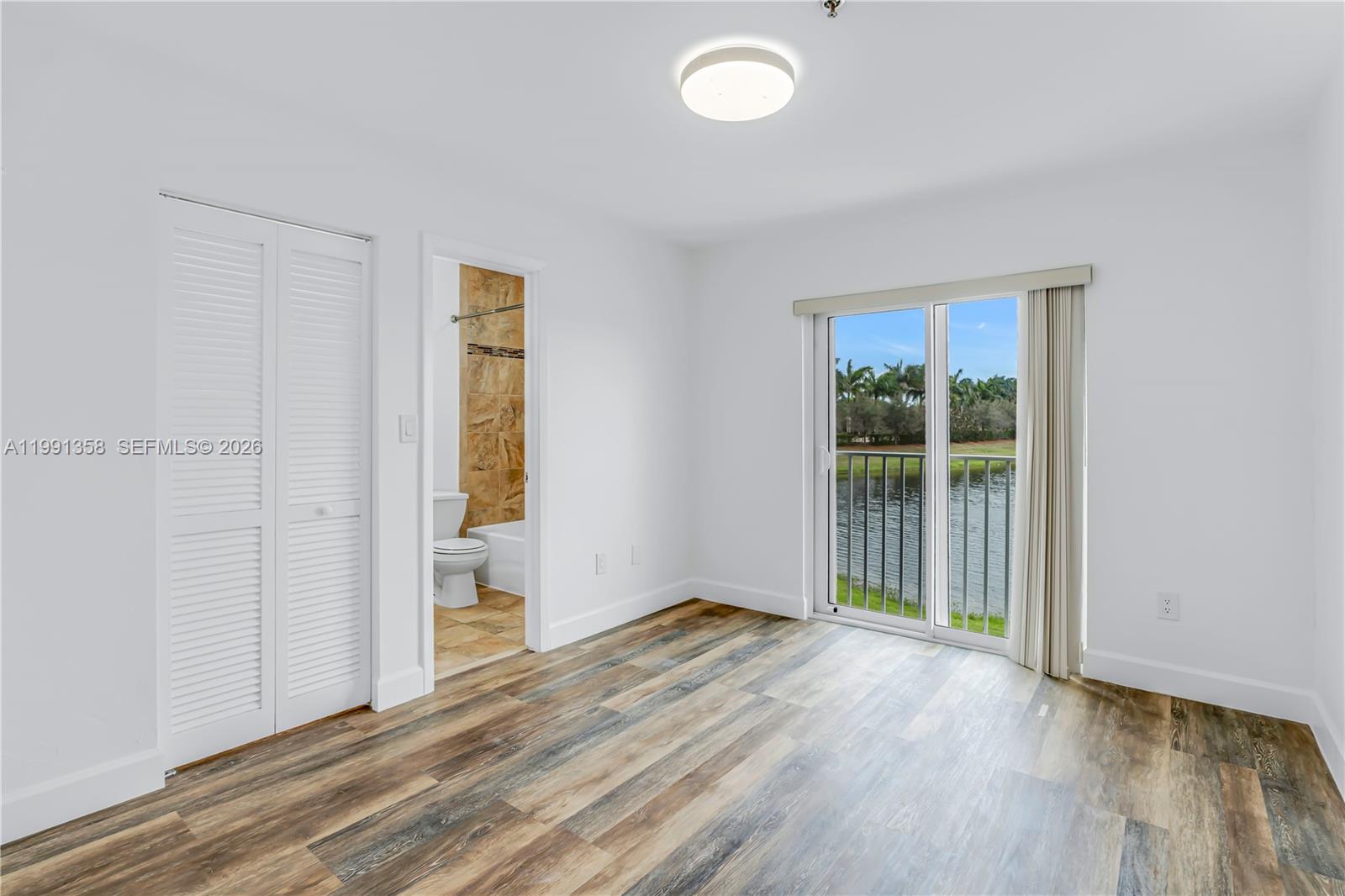 164 Riviera Cir