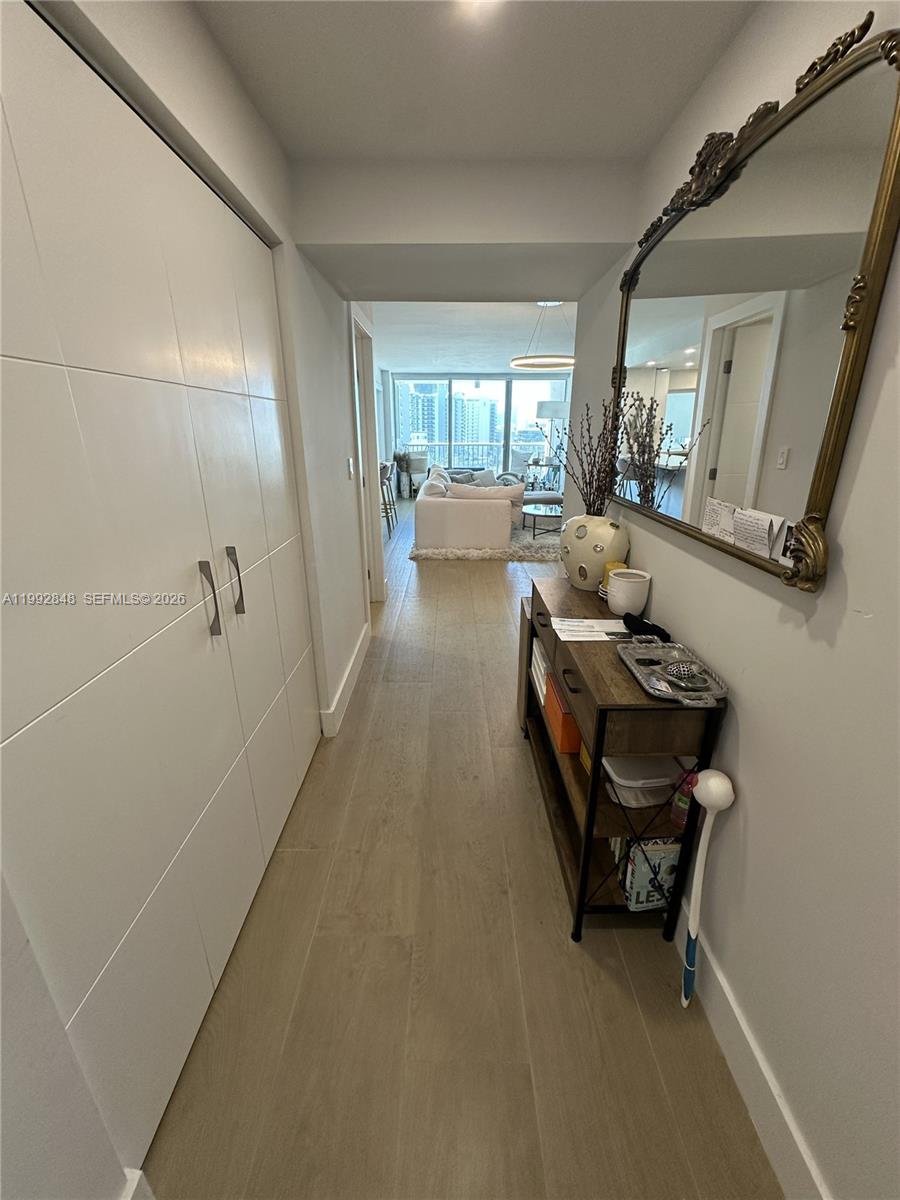 2655 Collins Ave # 1204