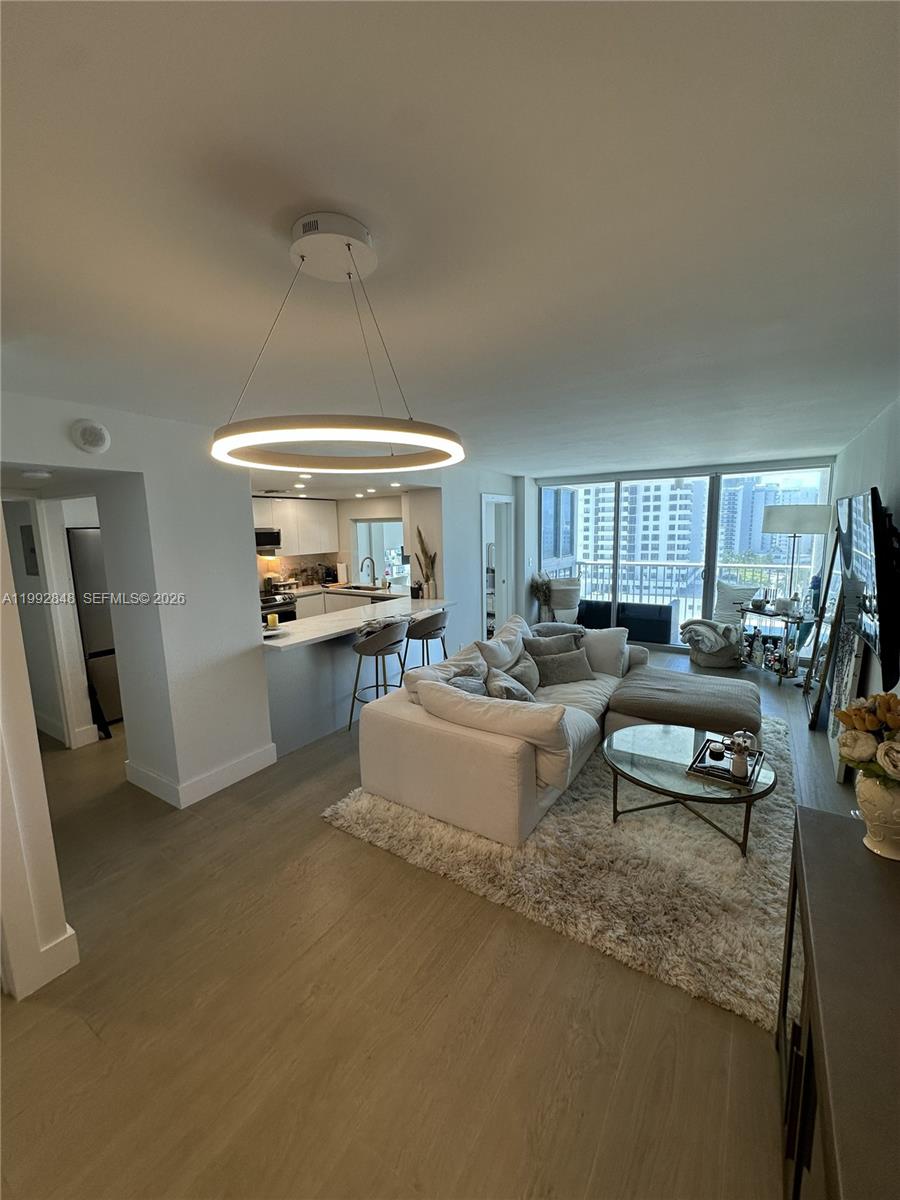 2655 Collins Ave # 1204