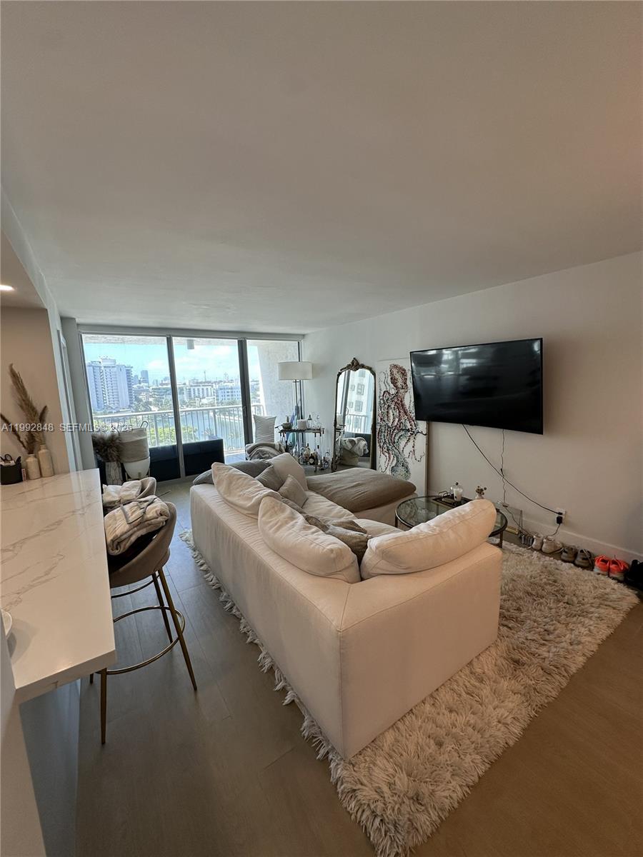 2655 Collins Ave # 1204