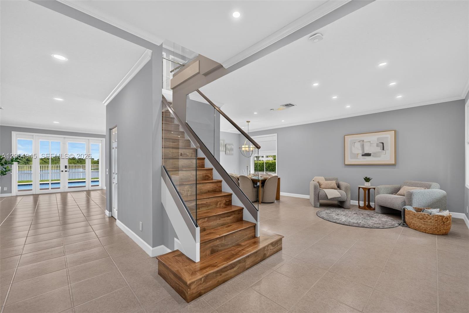 1038 NW Lavender Cir