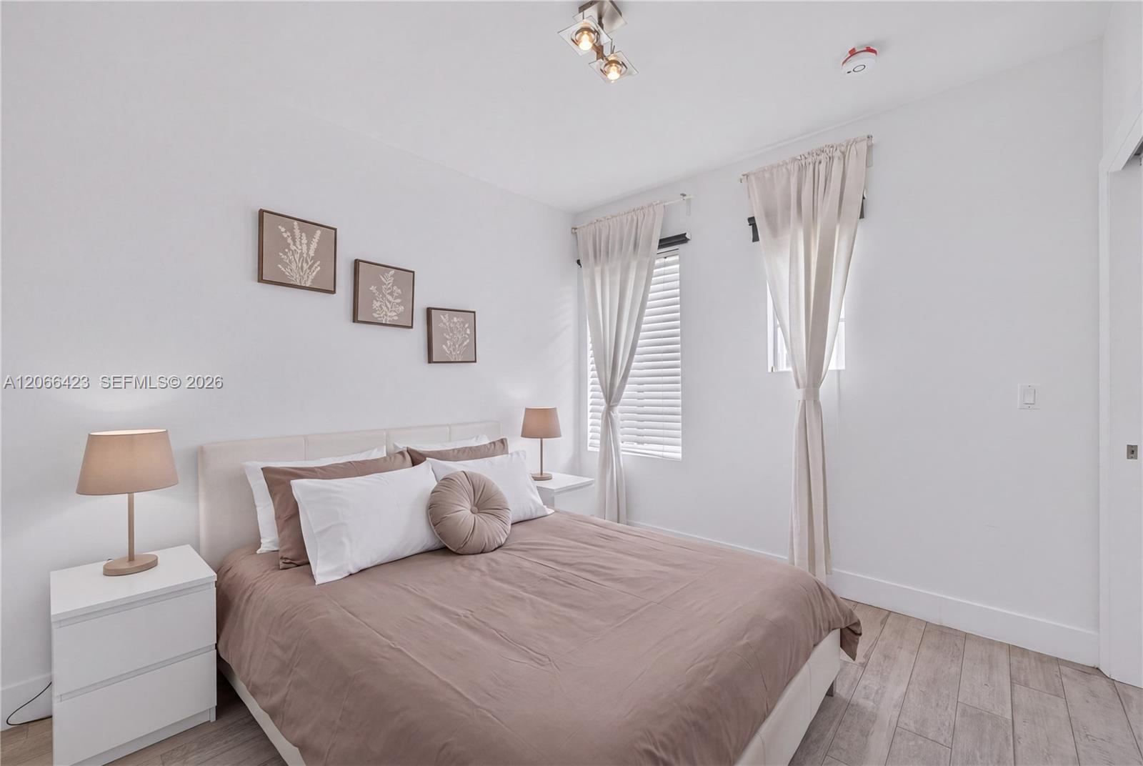 811 Jefferson Ave # 204