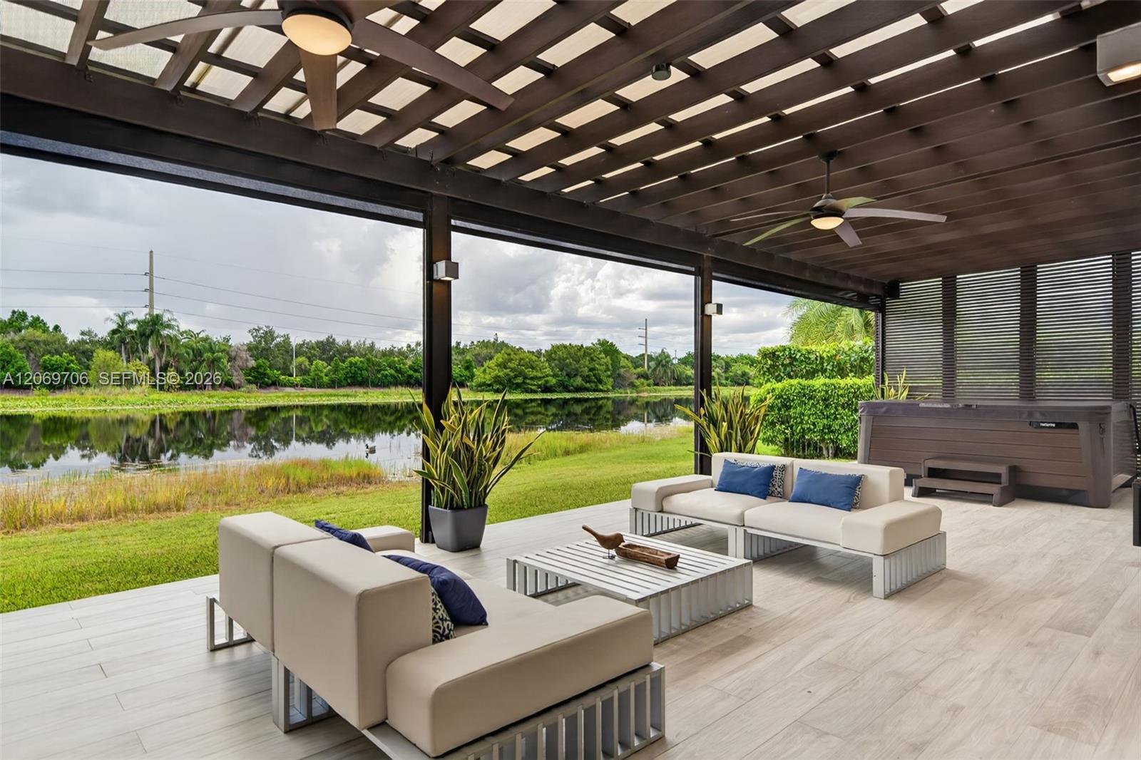 2126 Quail Roost Dr