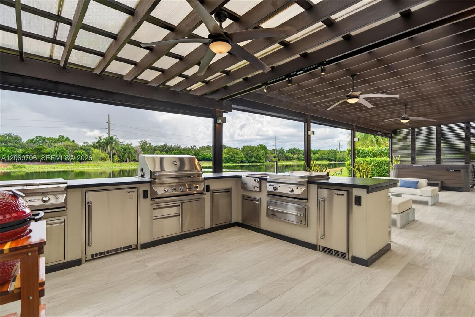 2126 Quail Roost Dr