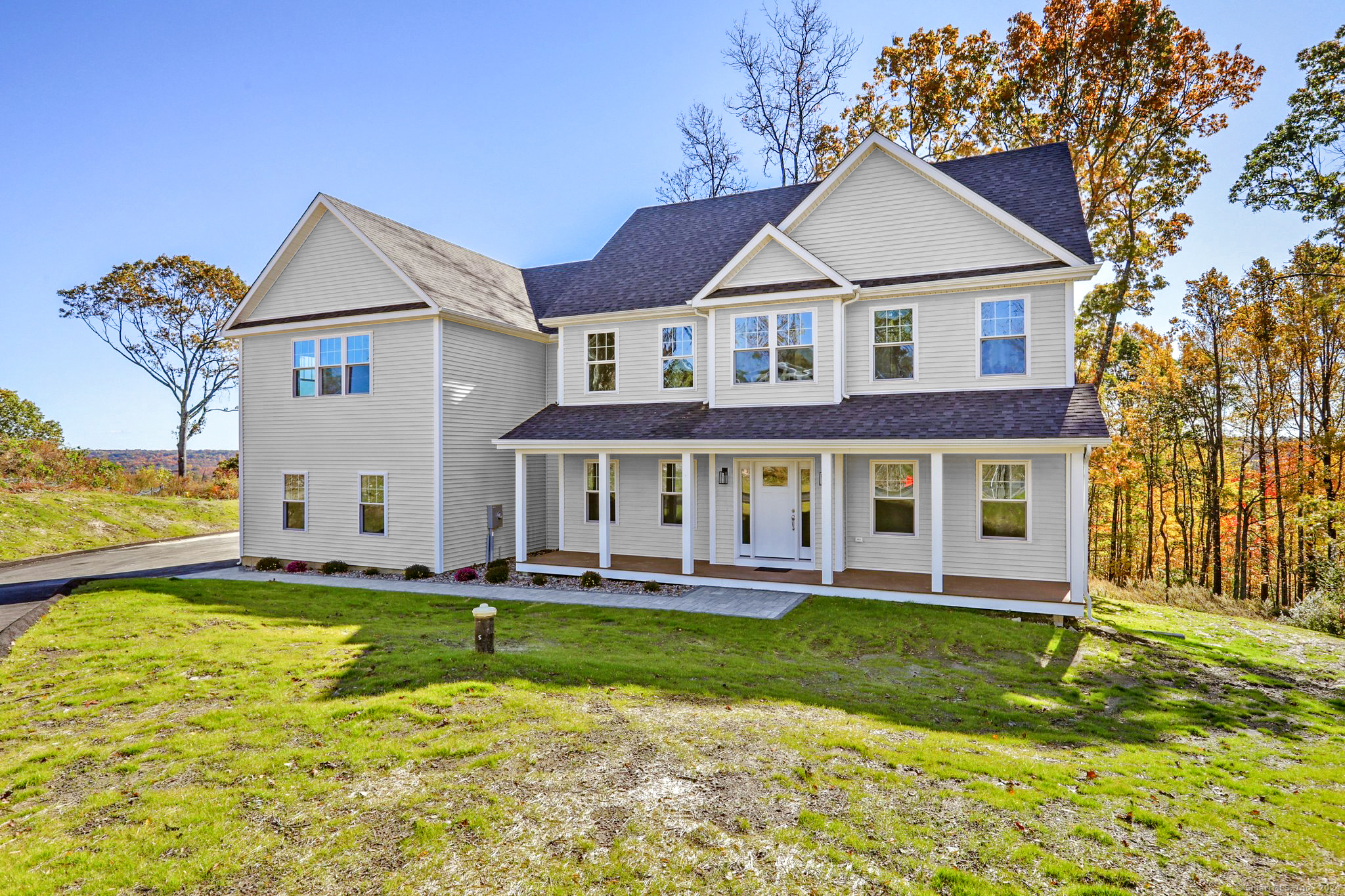 27 Hunting Ridge Road