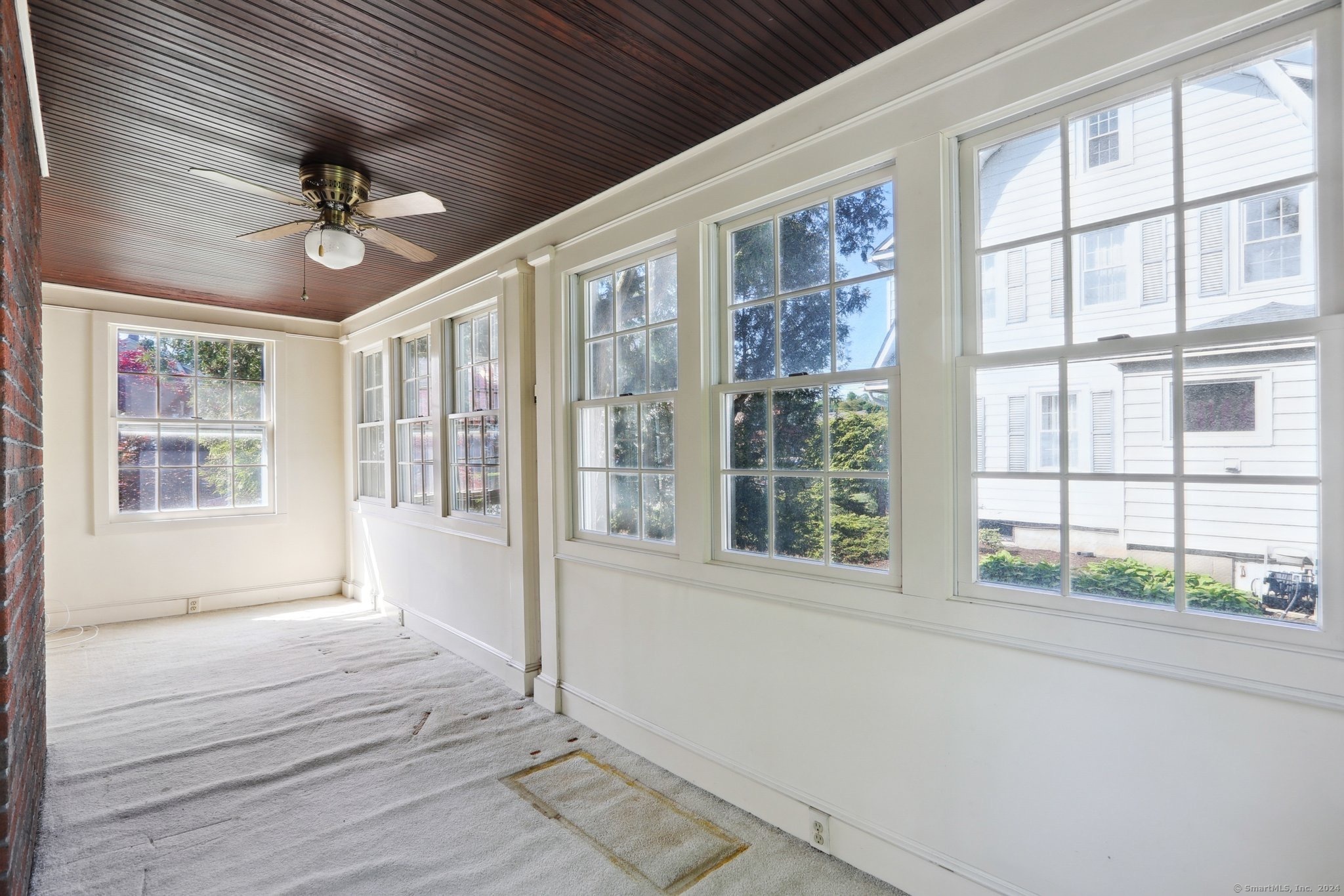 11 Whitney Road