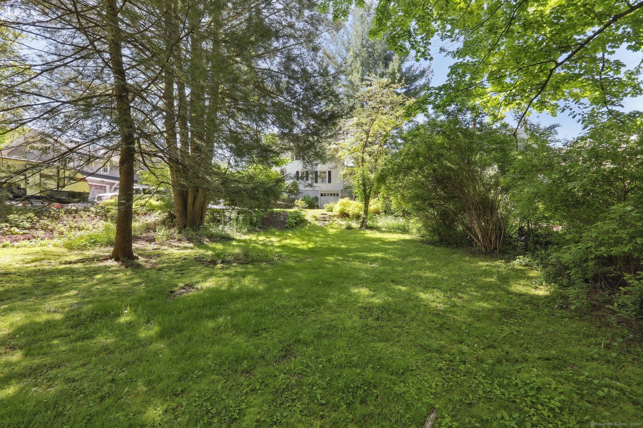 11 Whitney Road