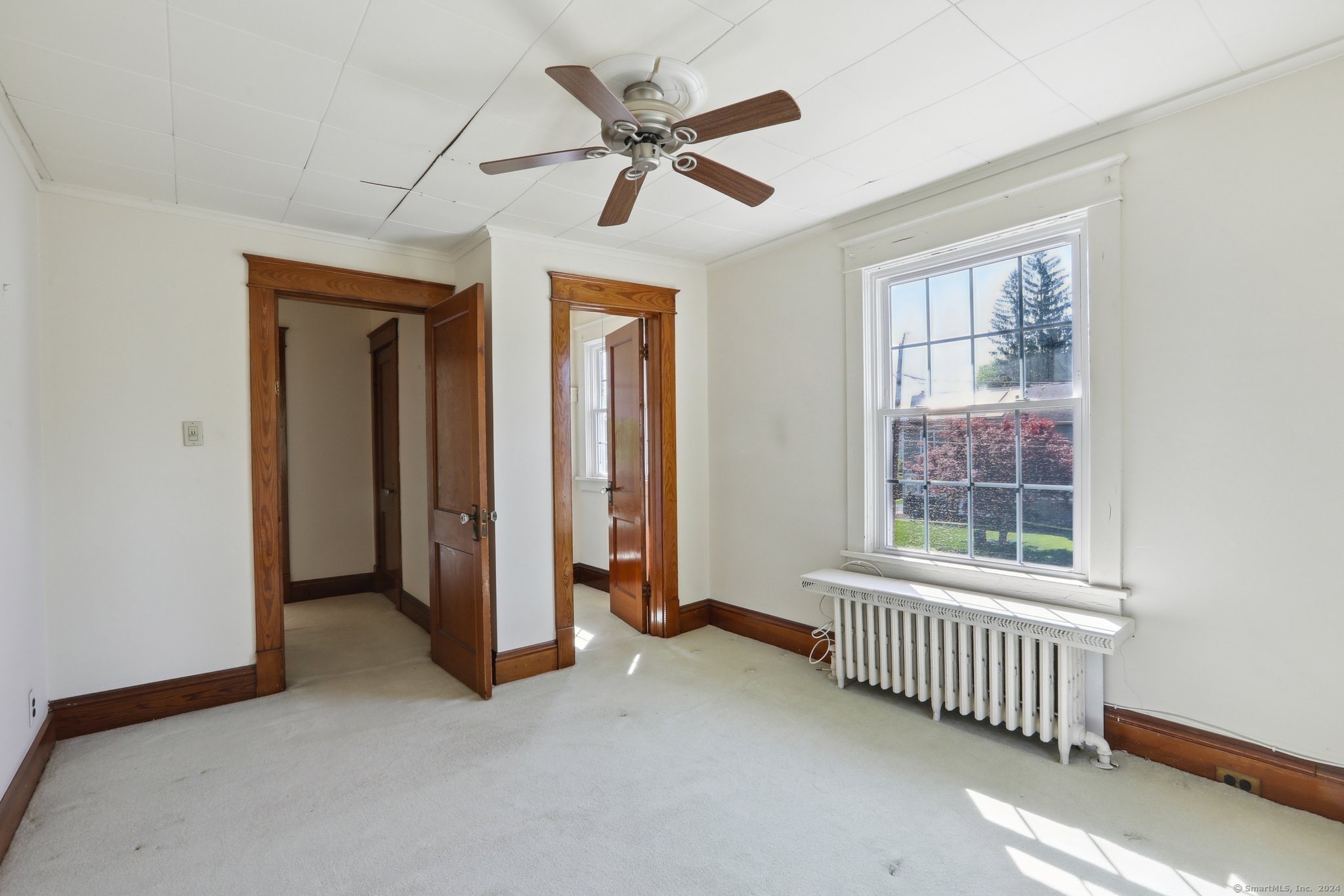 11 Whitney Road