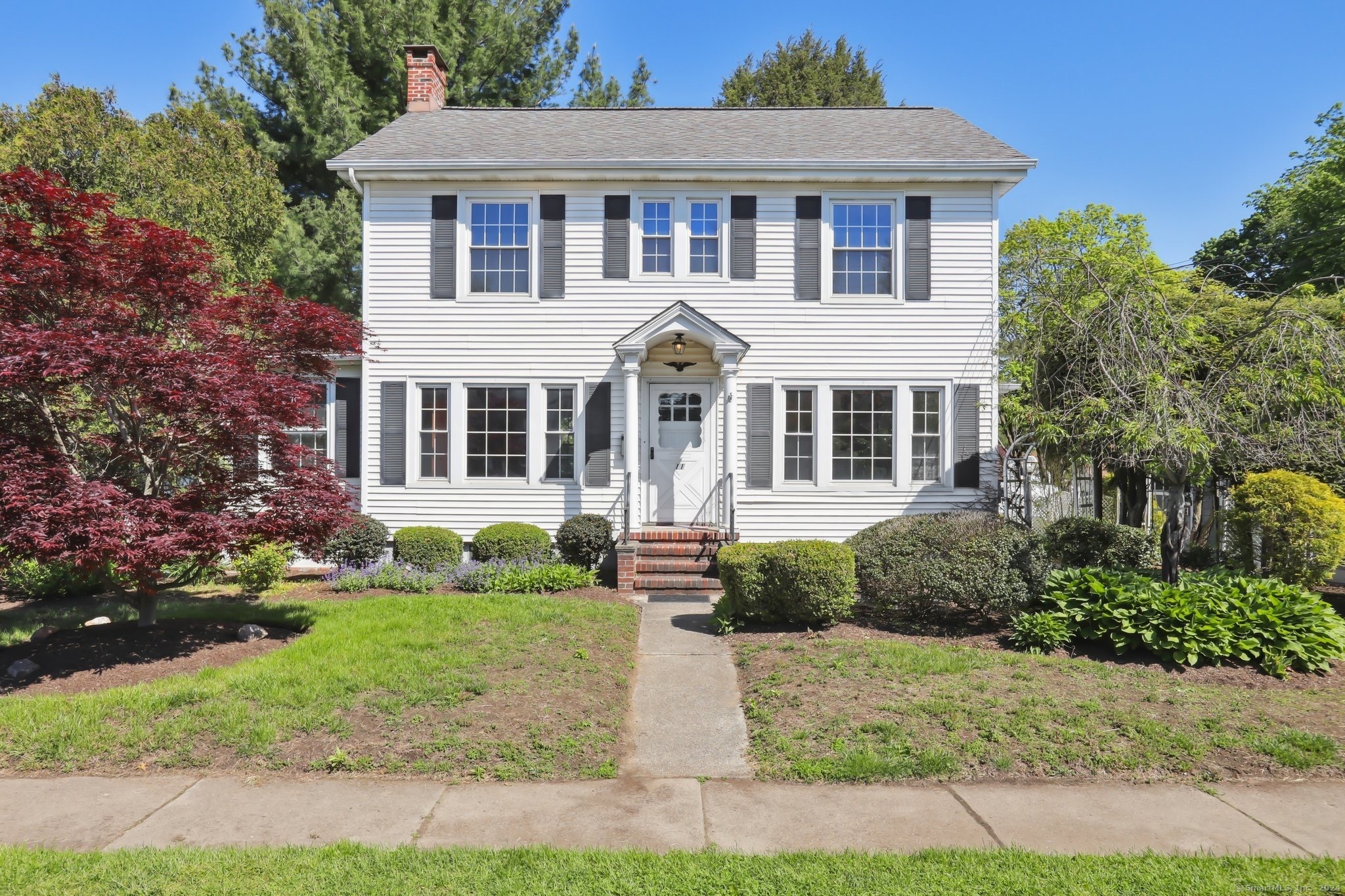 11 Whitney Road