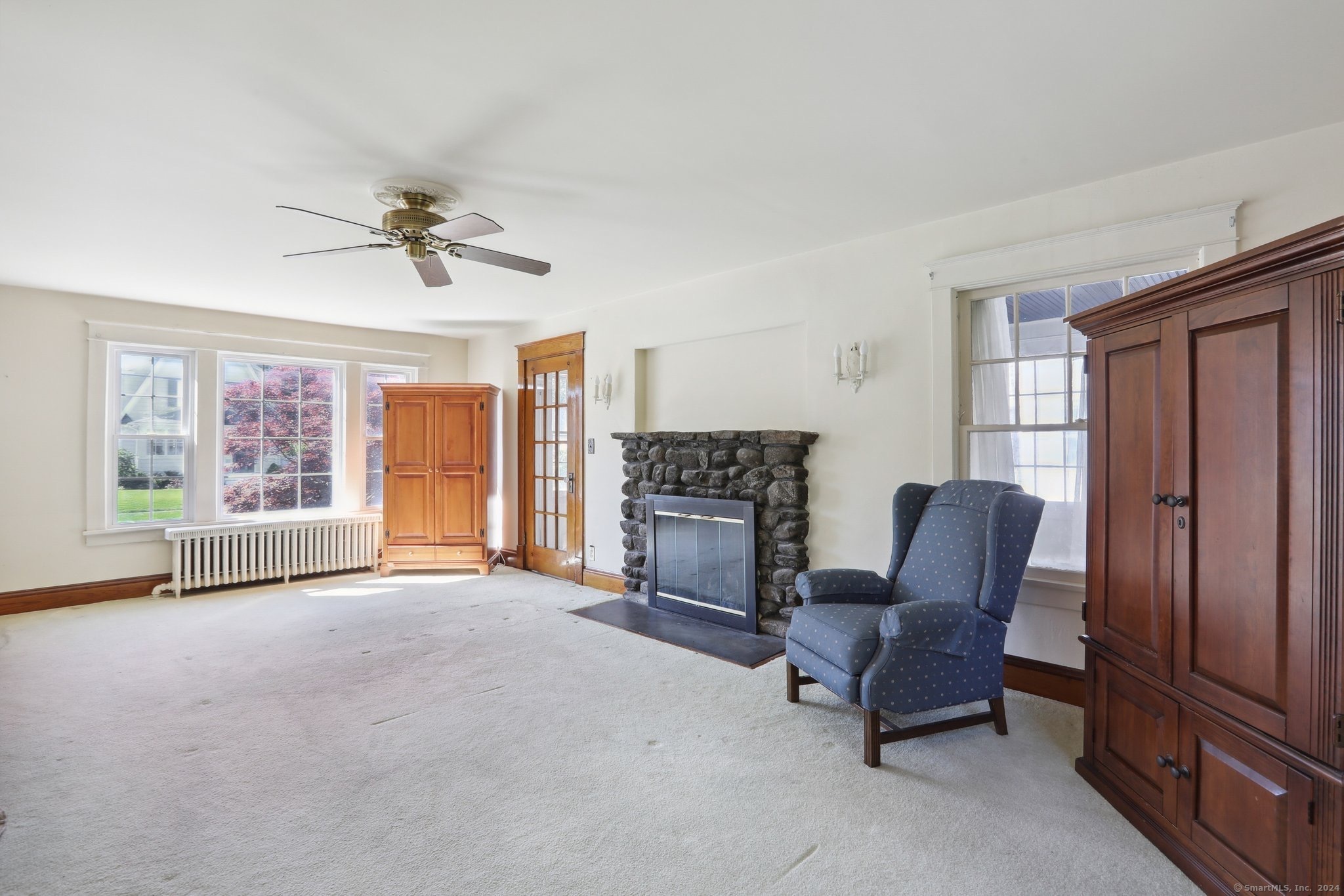 11 Whitney Road