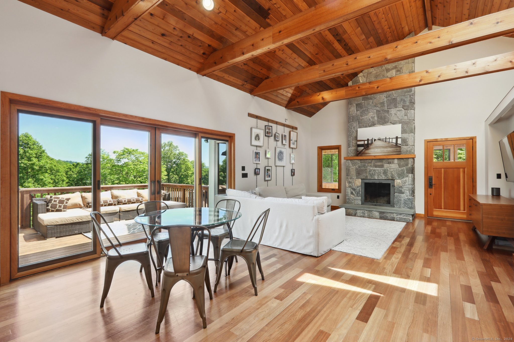 32 Candlewood Drive