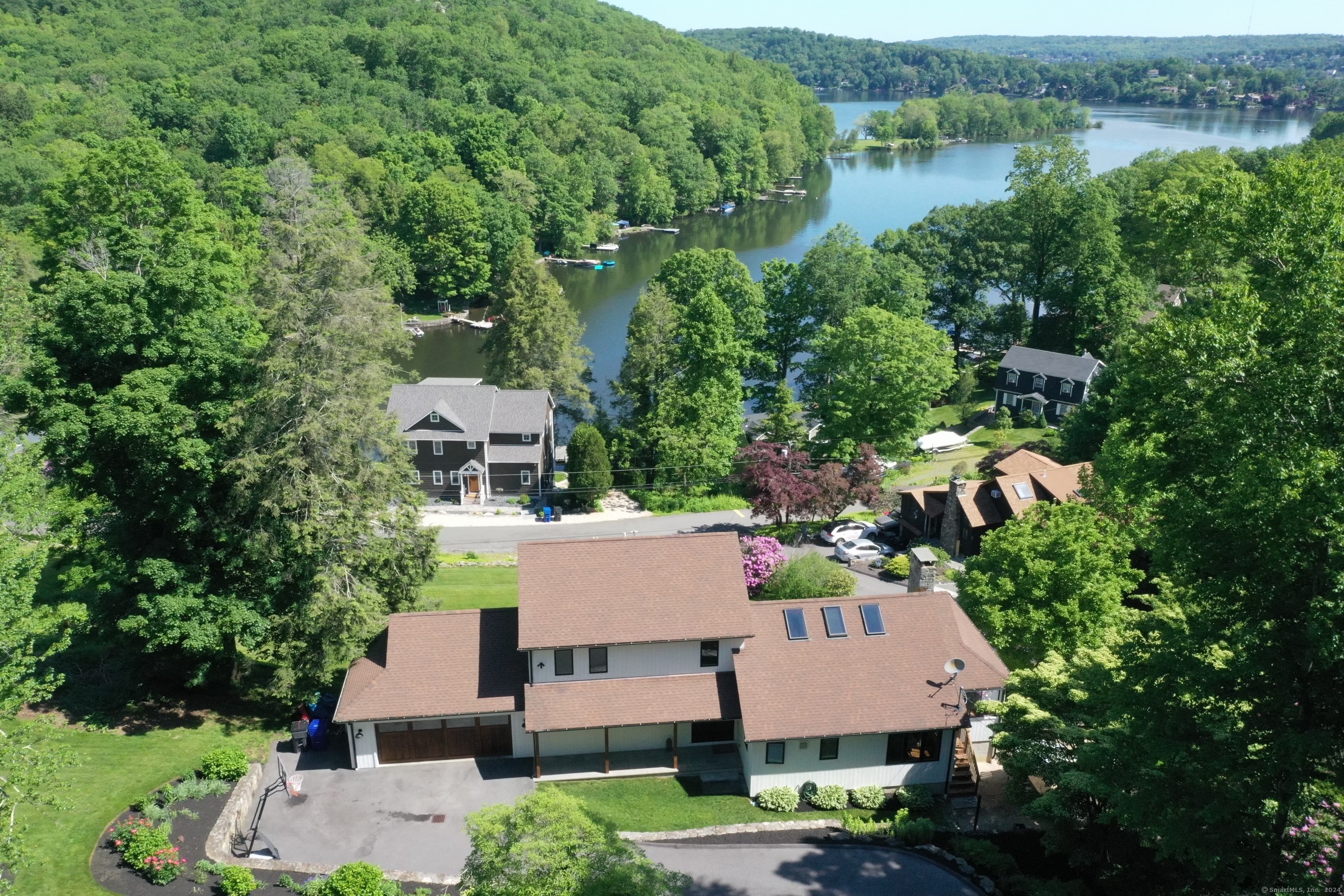 32 Candlewood Drive