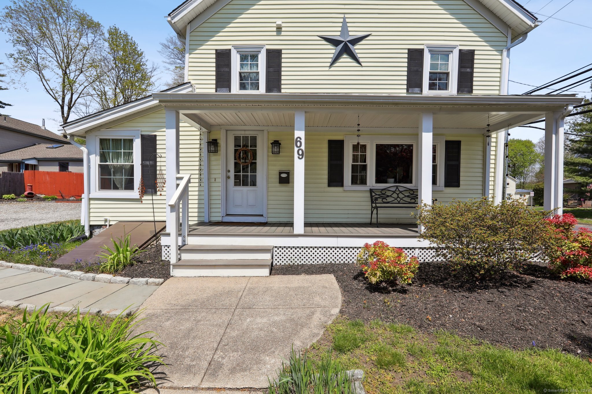 69 Grassy Plain Street