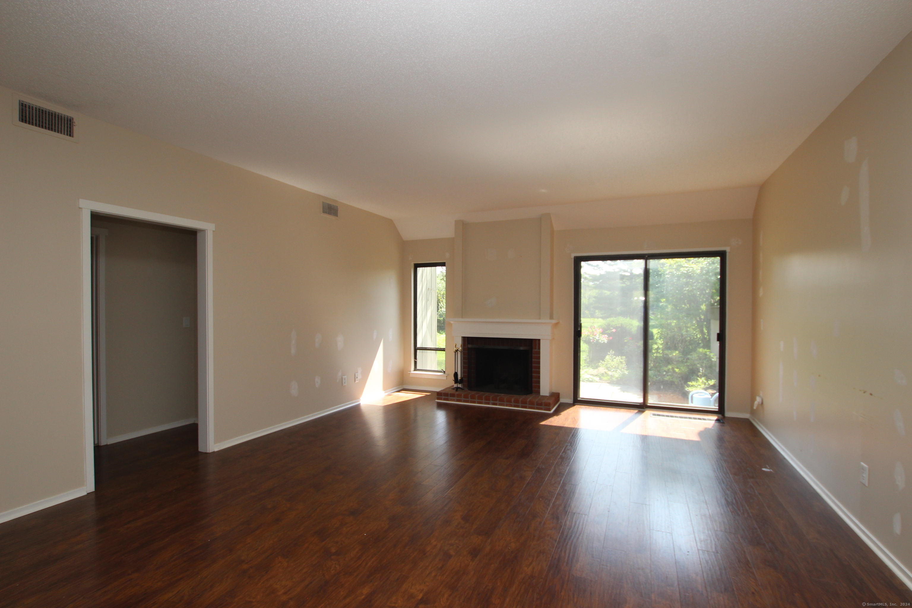 773 Heritage Village B