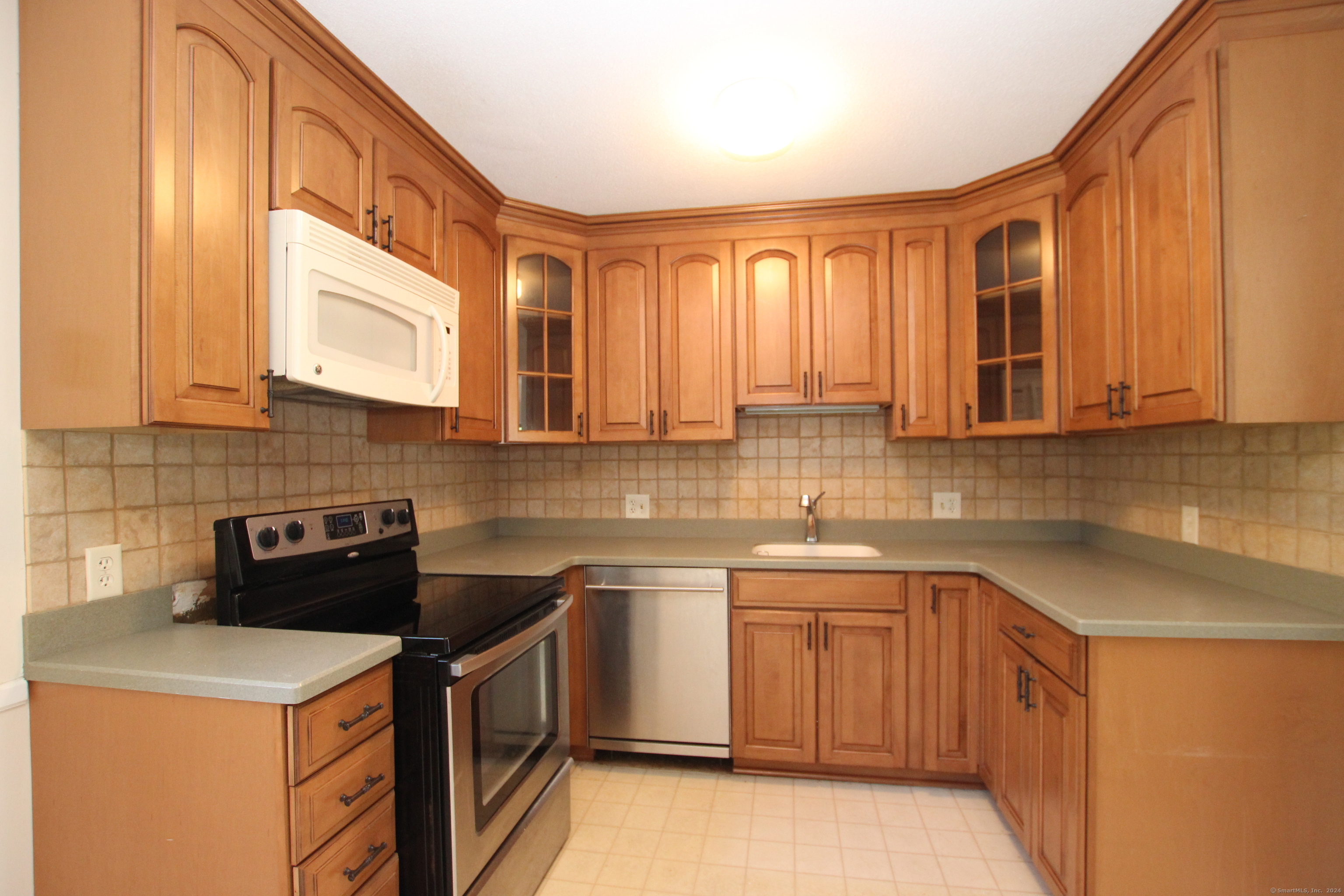 773 Heritage Village B