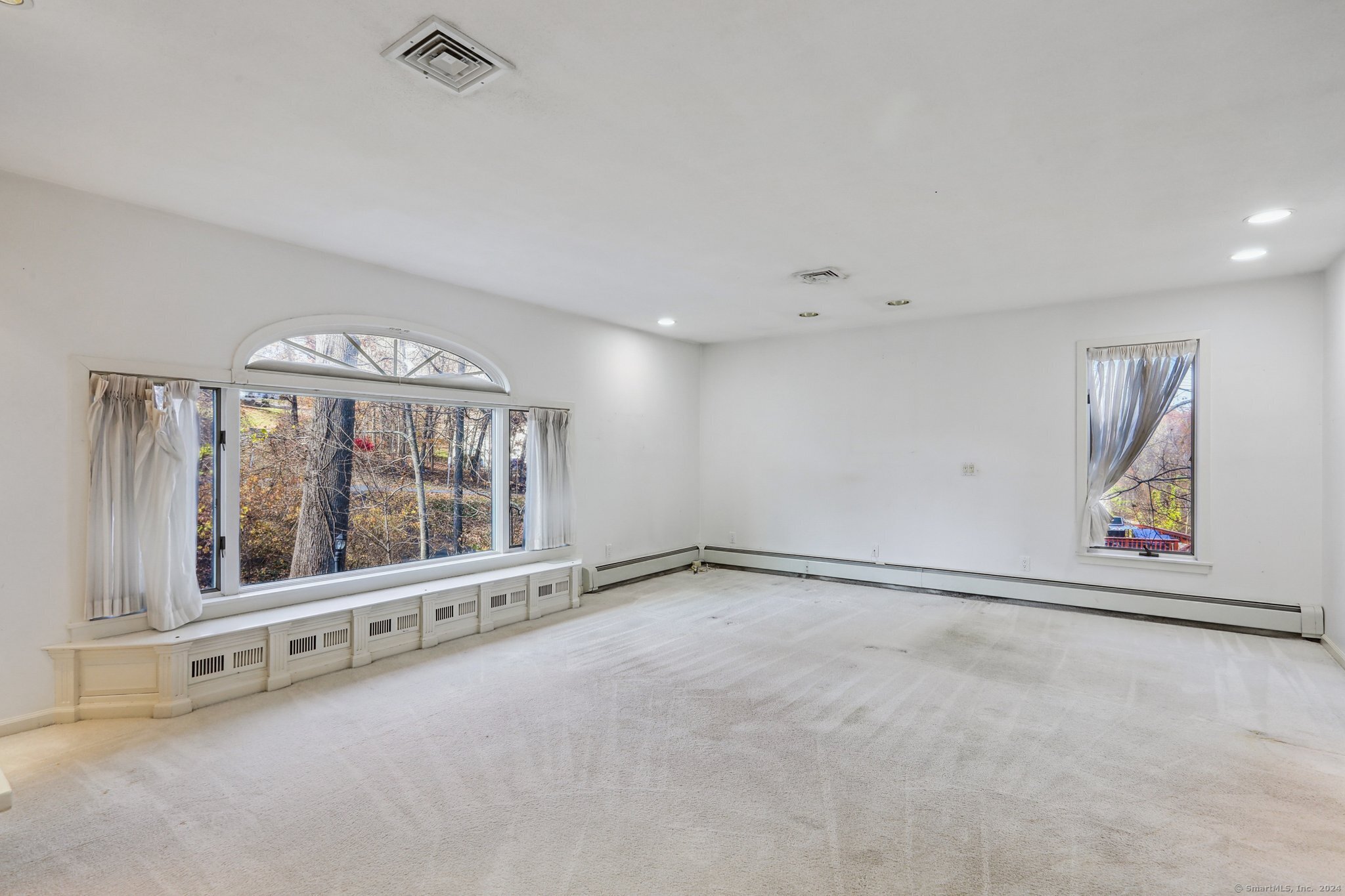 15 Eastwood Road