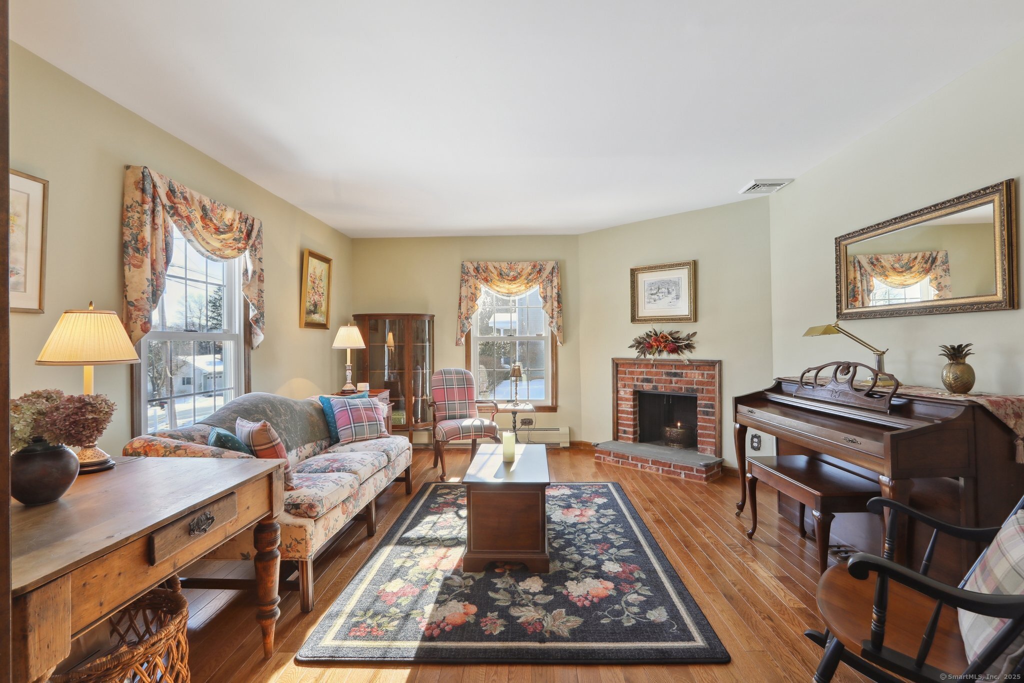 16 Barnum Road