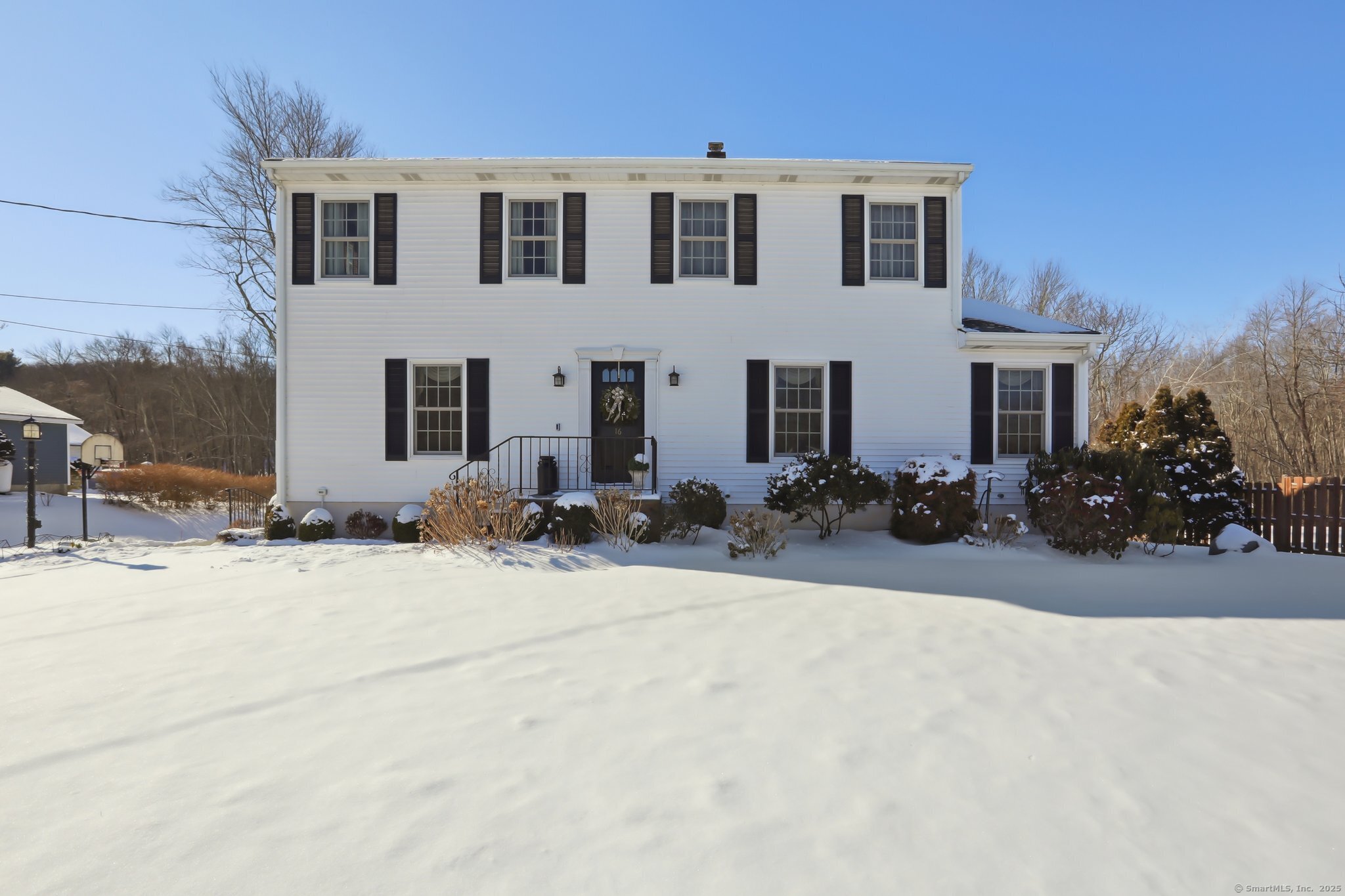 16 Barnum Road