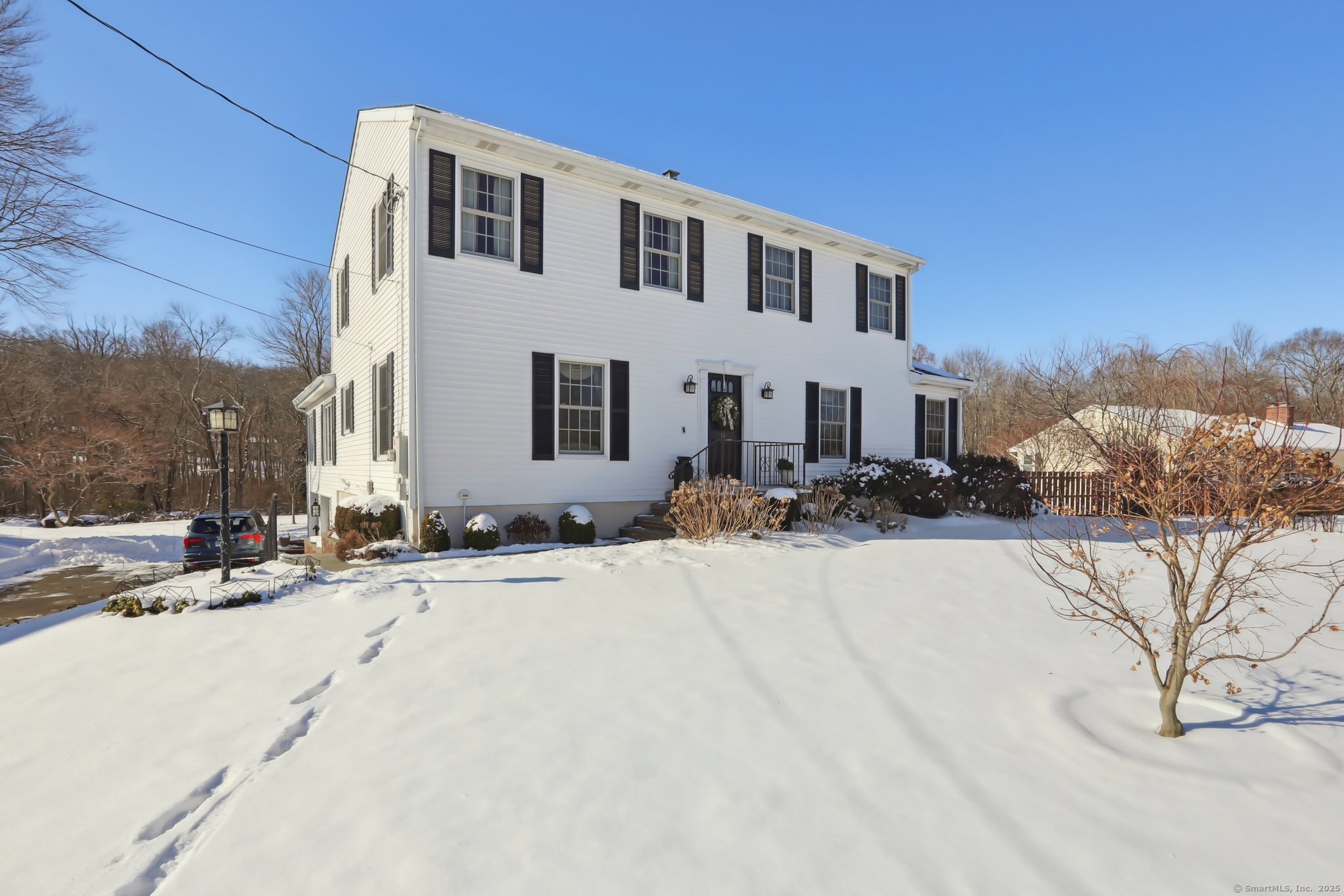 16 Barnum Road