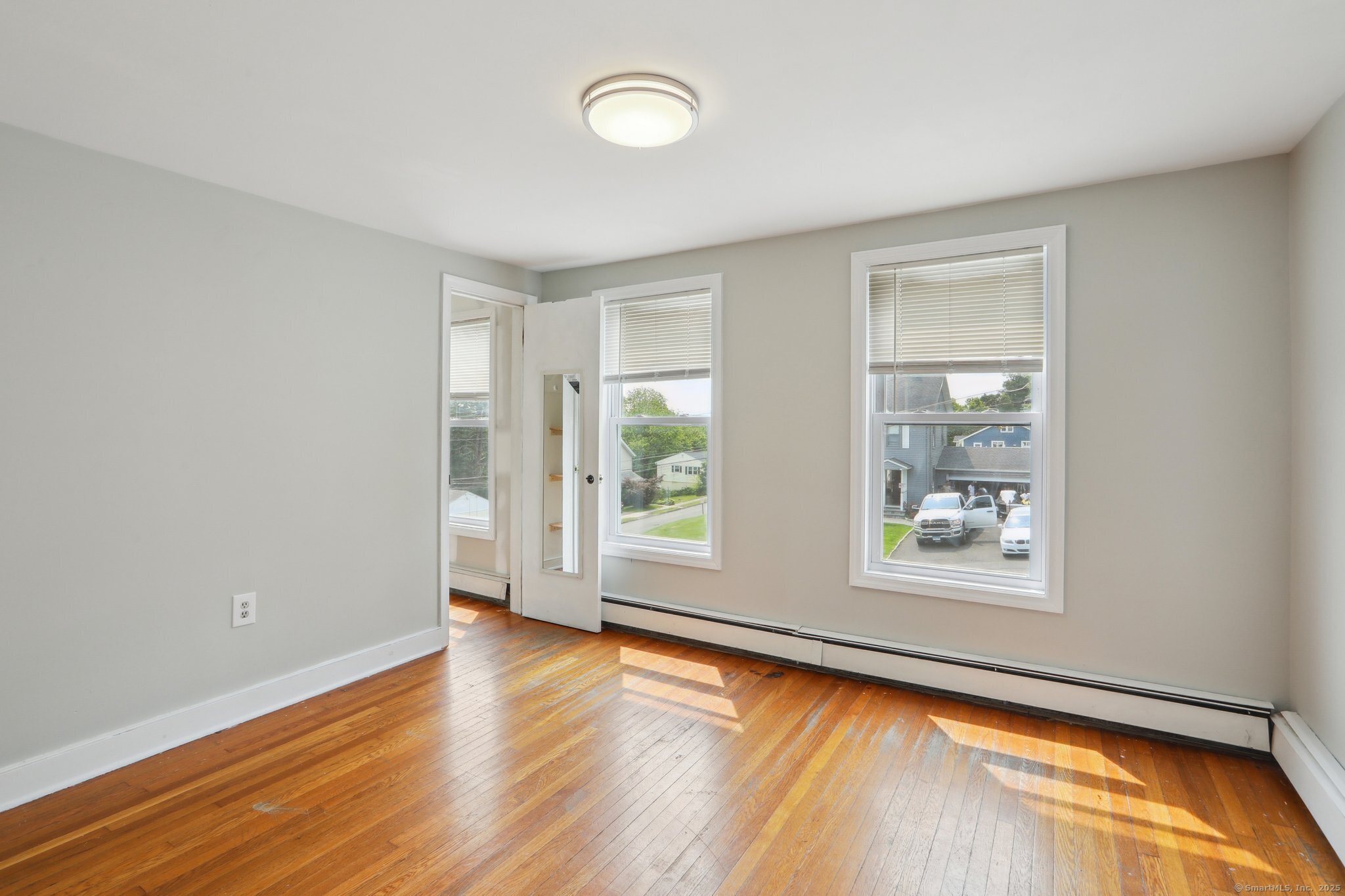 15 Seeley Street
