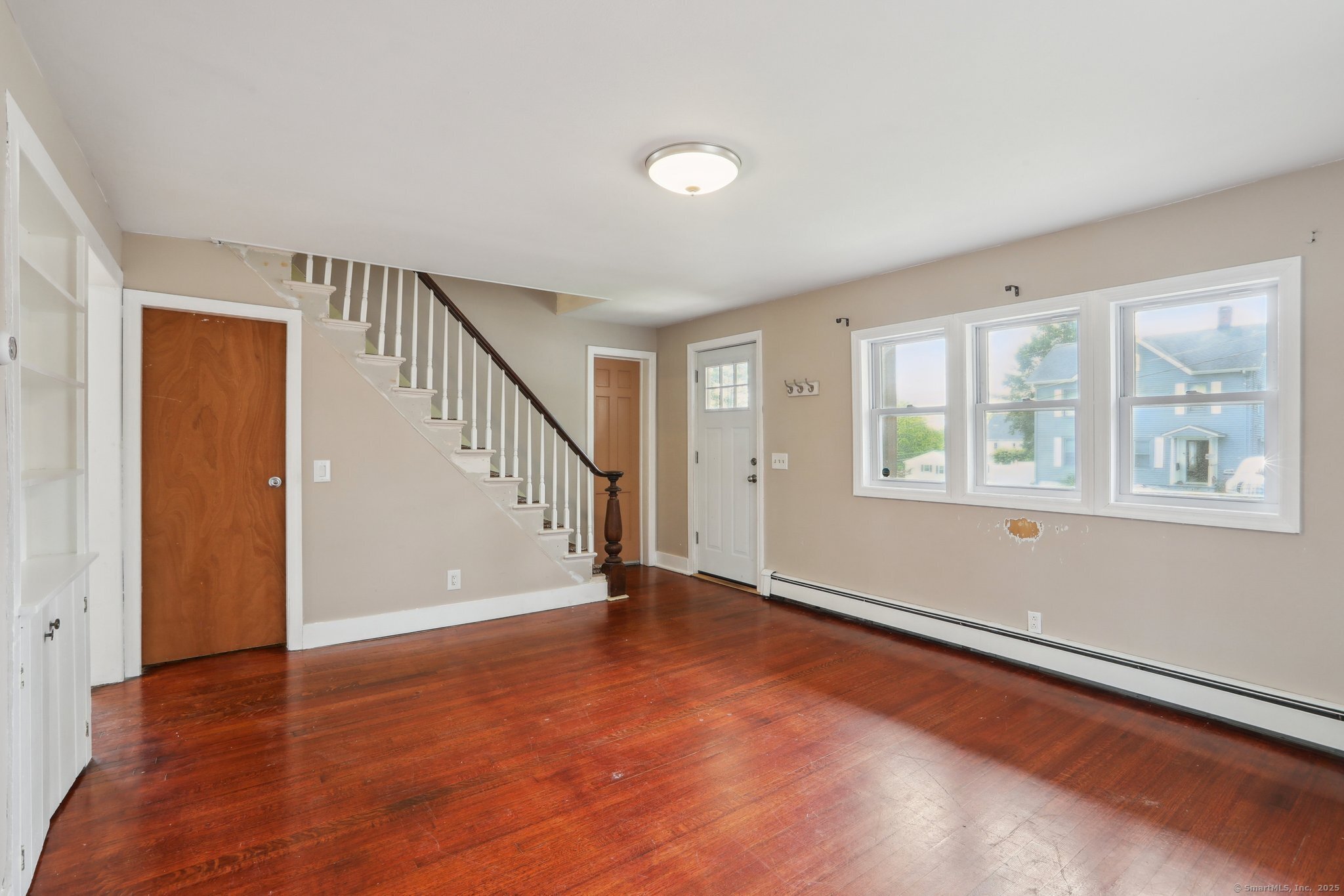 15 Seeley Street