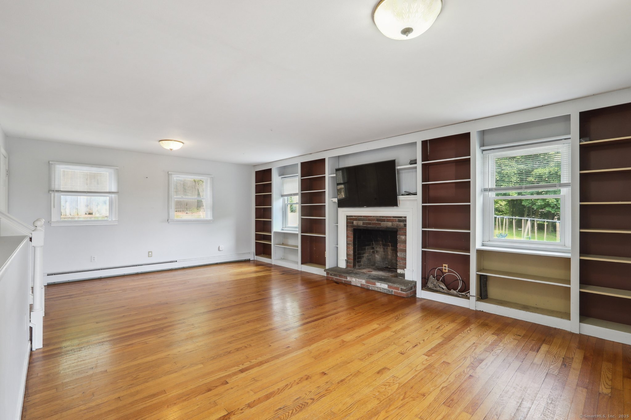 15 Seeley Street