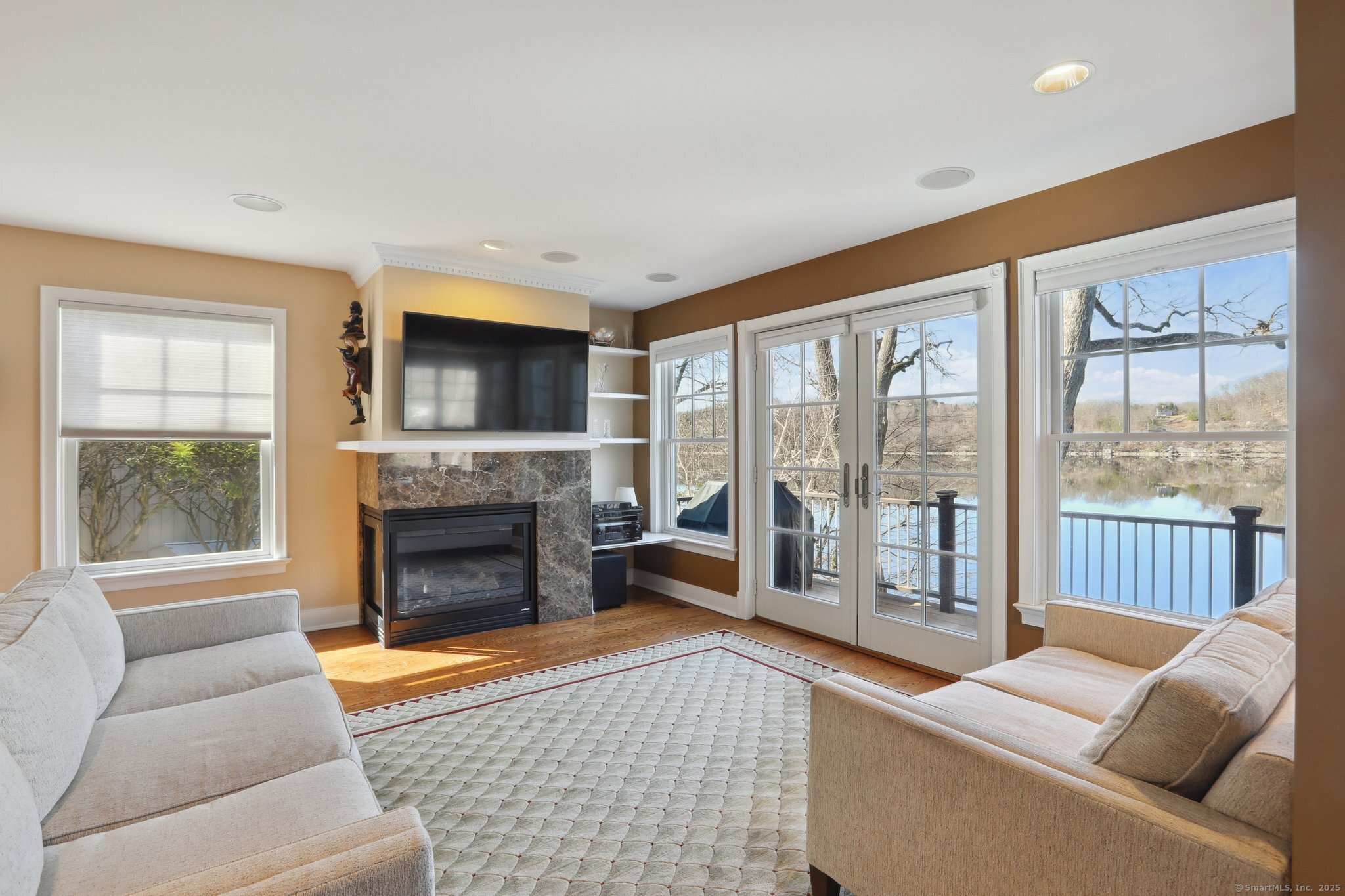 40 Hillside Road