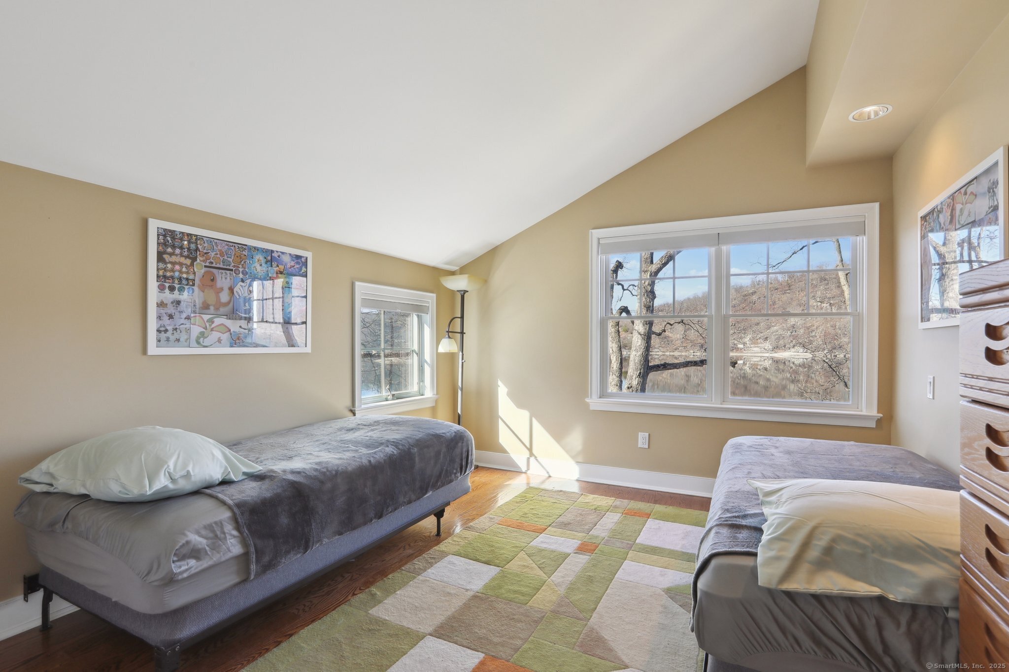 40 Hillside Road