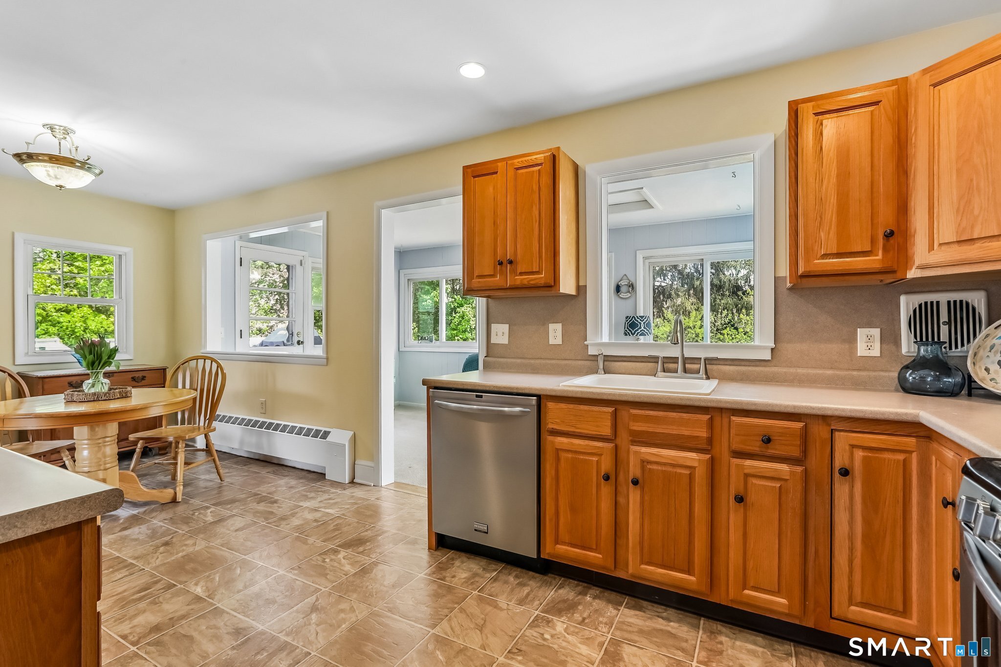 6 Country Ridge Road