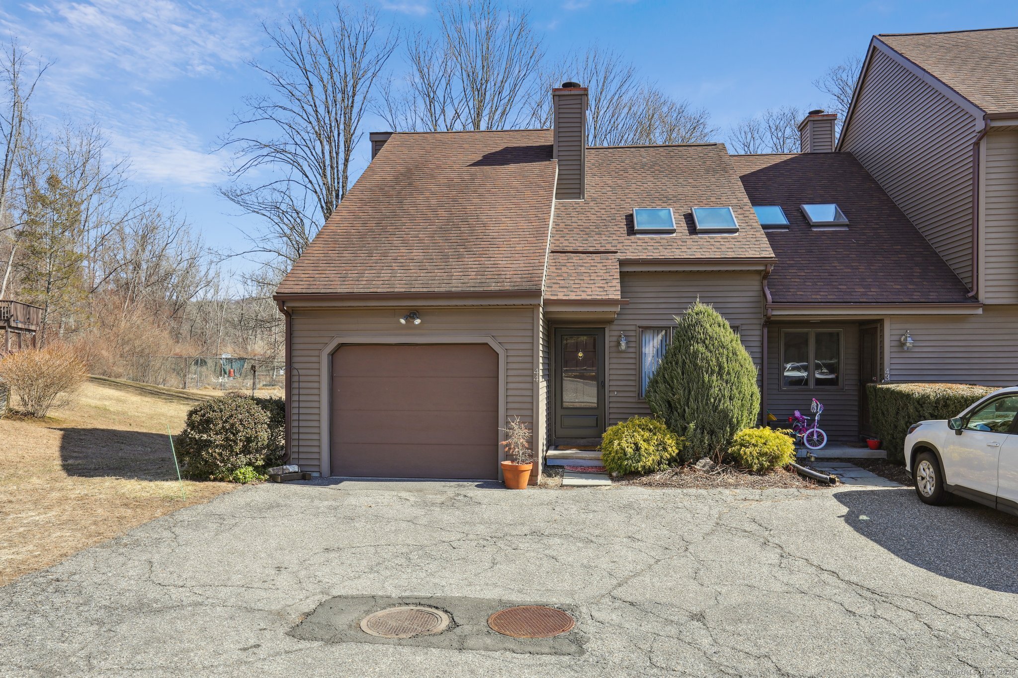 44 Twin Oaks Drive 44