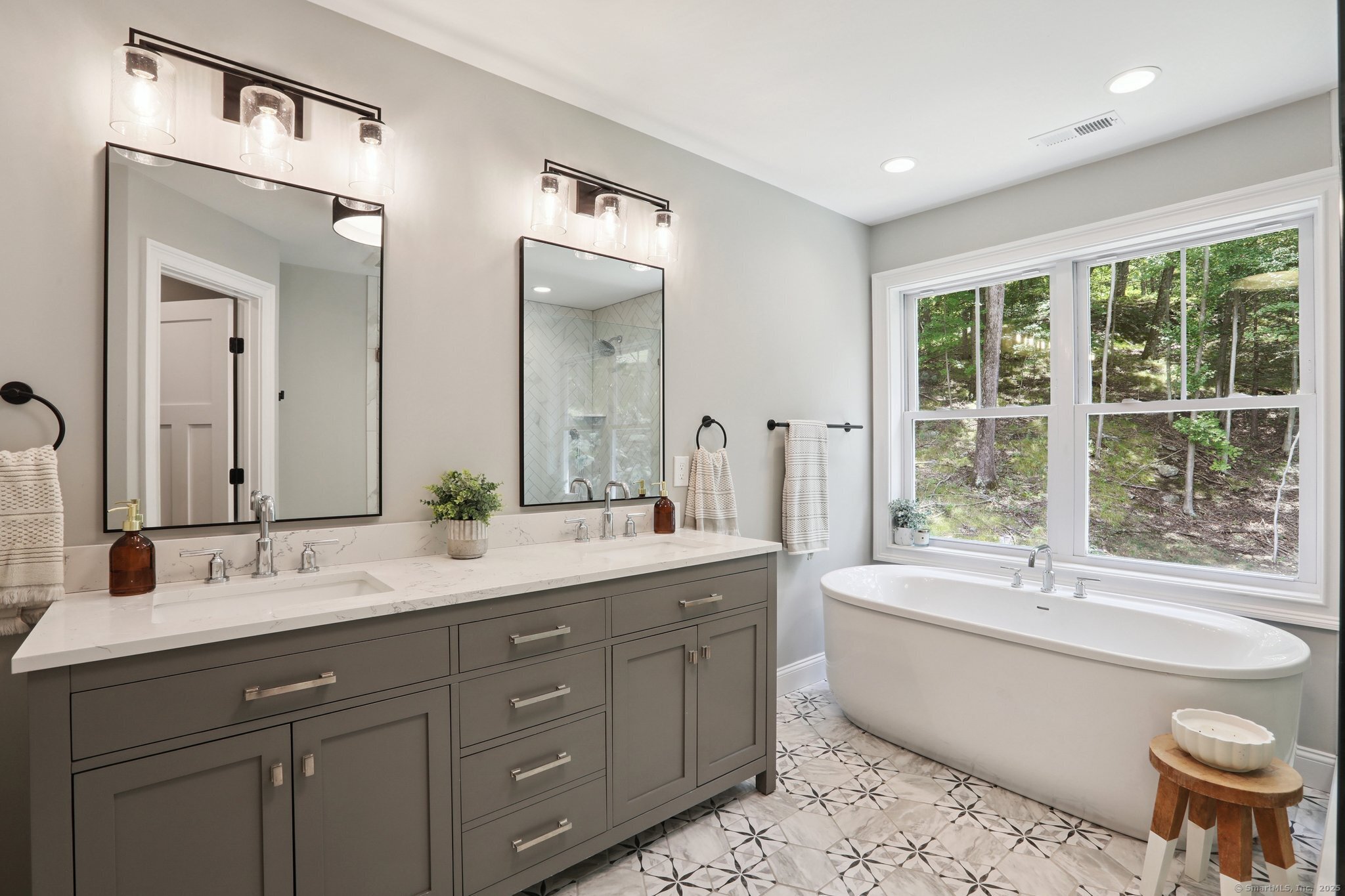 34 Hickory Lane