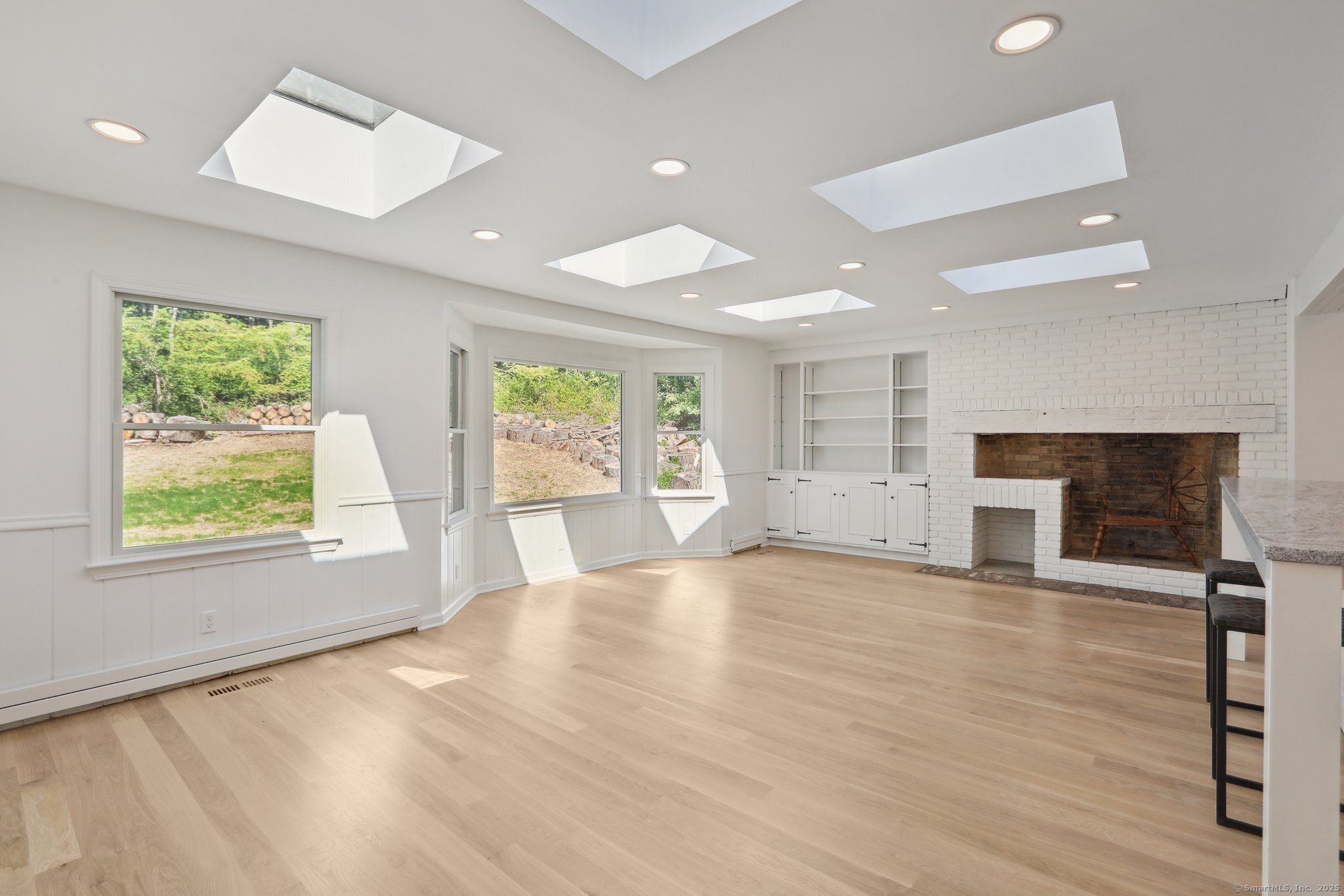 8 Fairview Lane