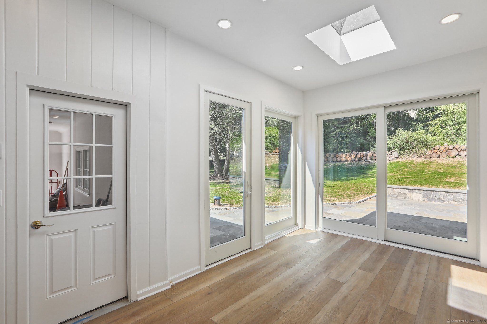8 Fairview Lane