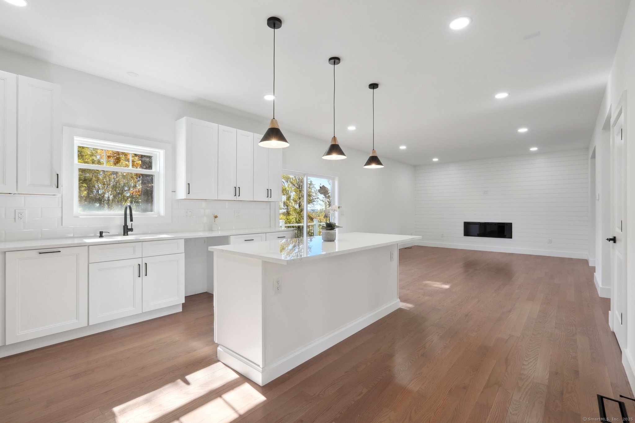19A Apache Drive