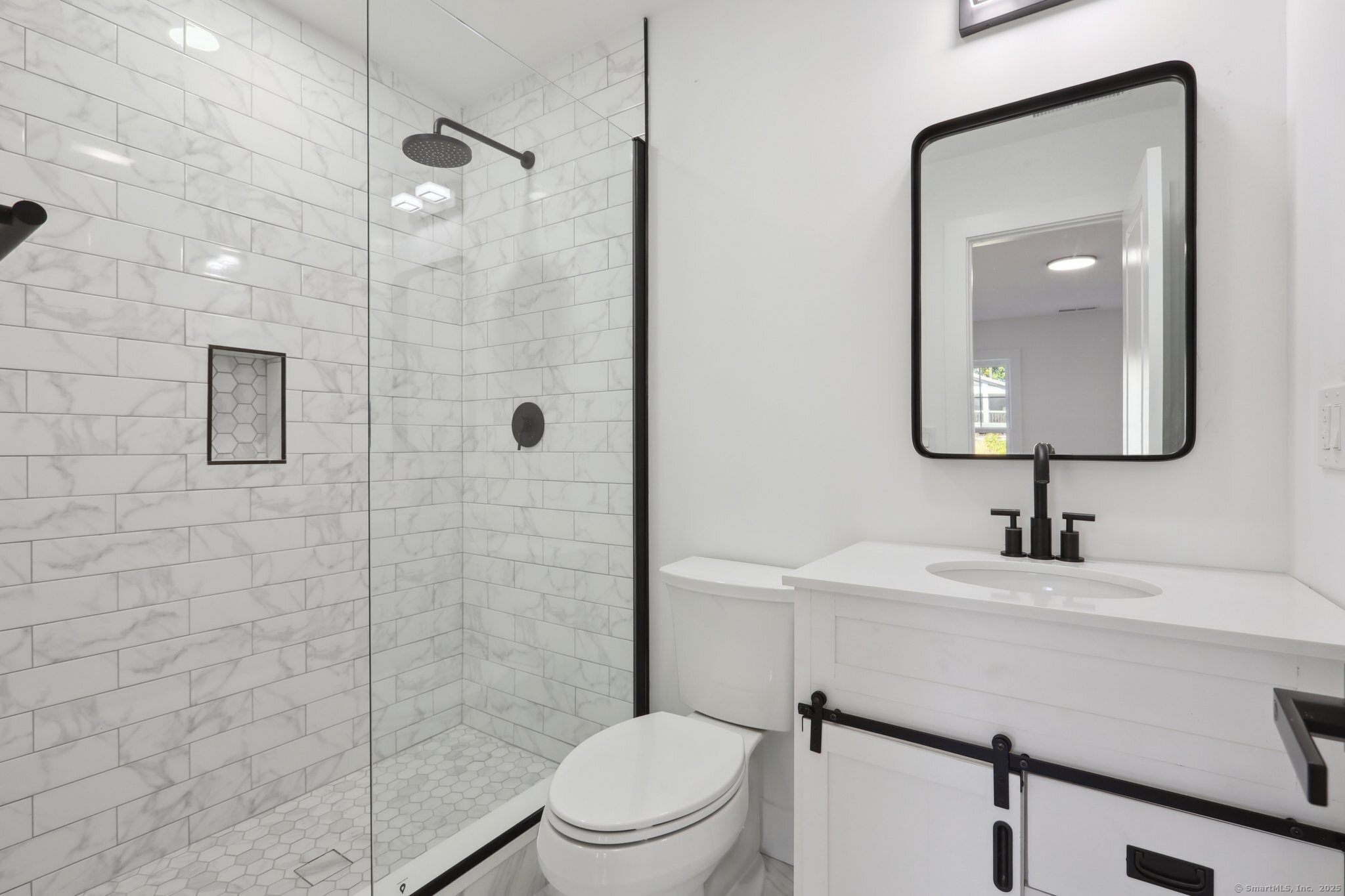 19A Apache Drive