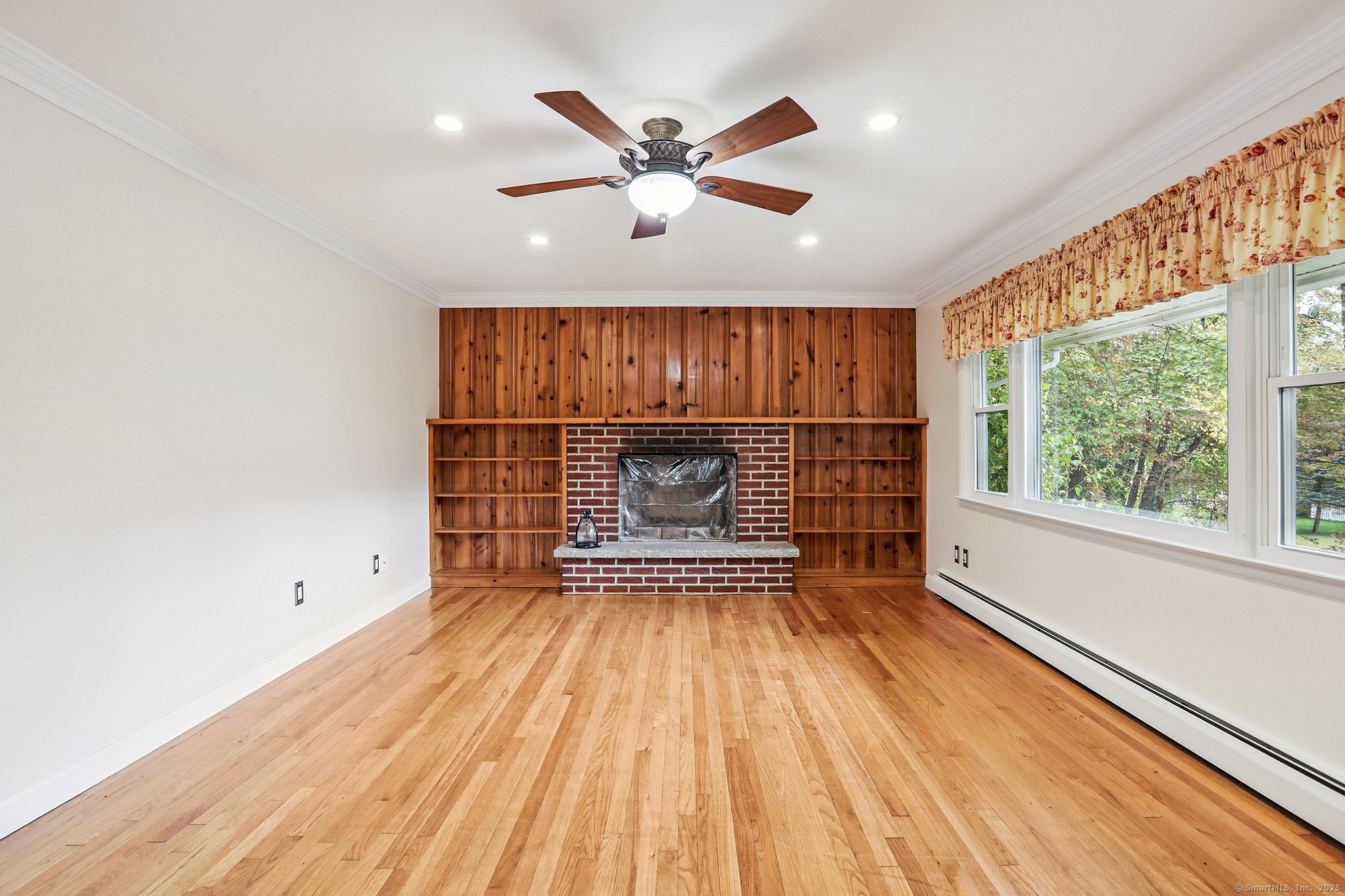 12 Oak Crest Drive