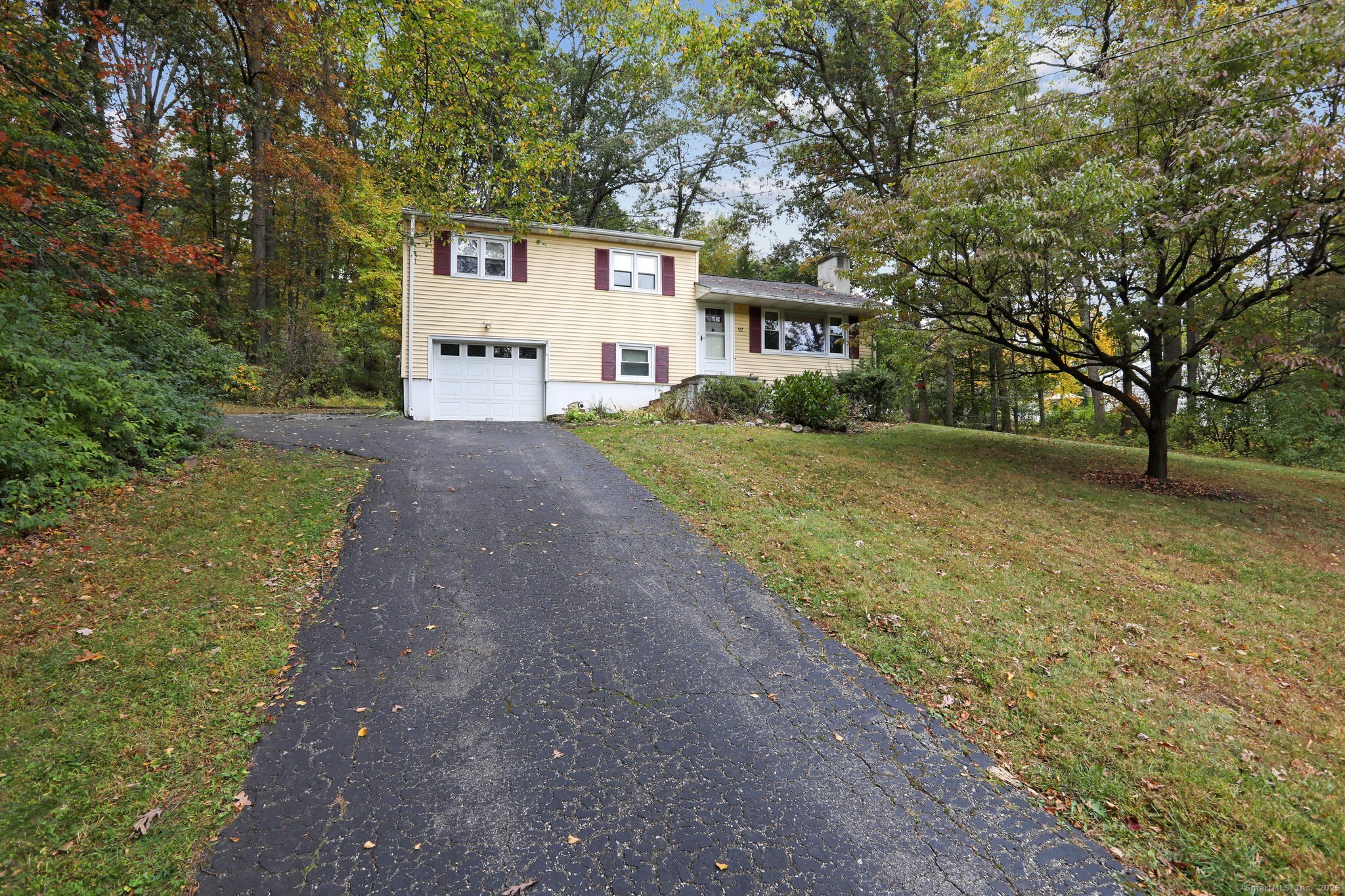 12 Oak Crest Drive