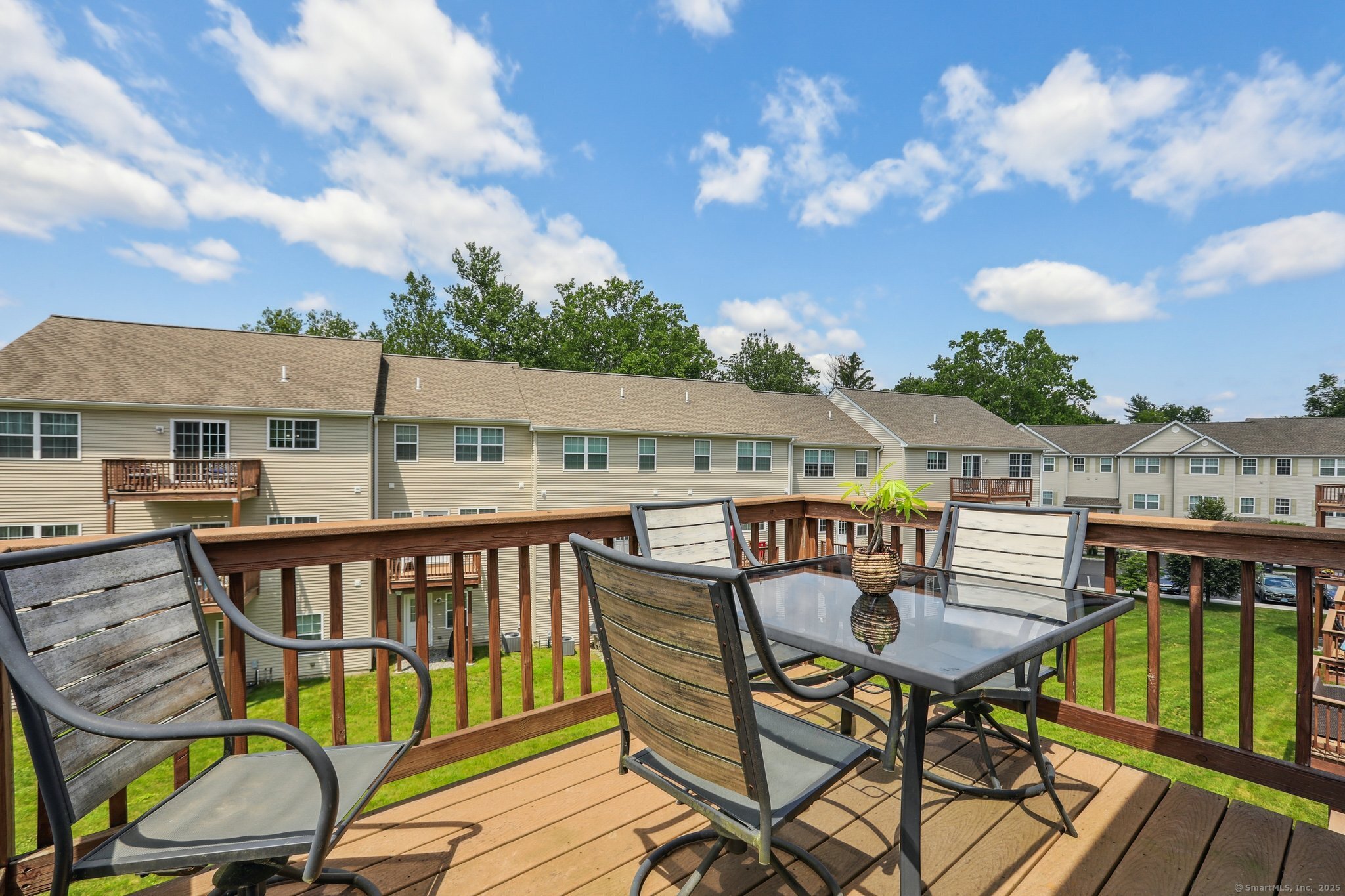 27 Riverview Court 27