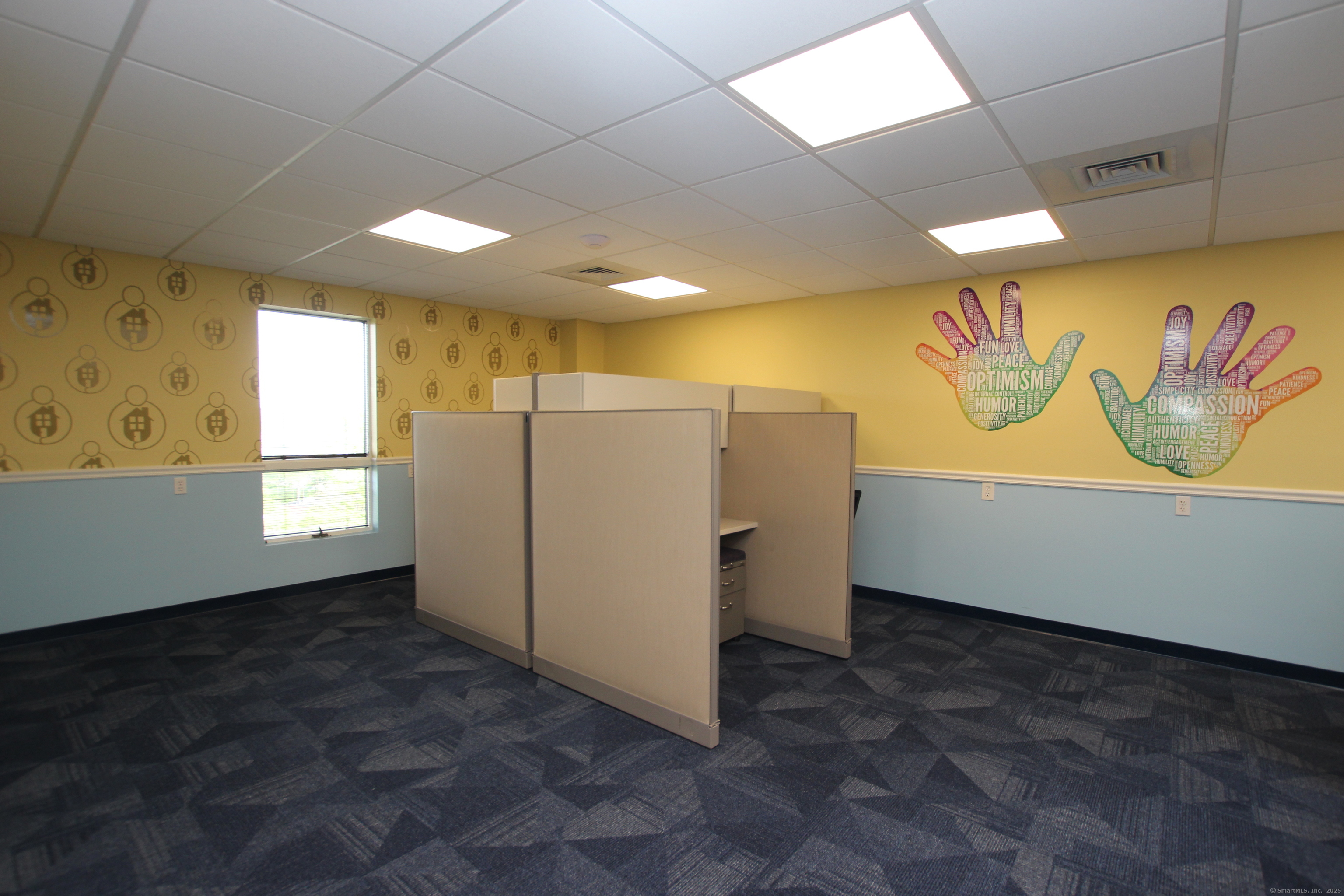 60 Westwood Avenue 45