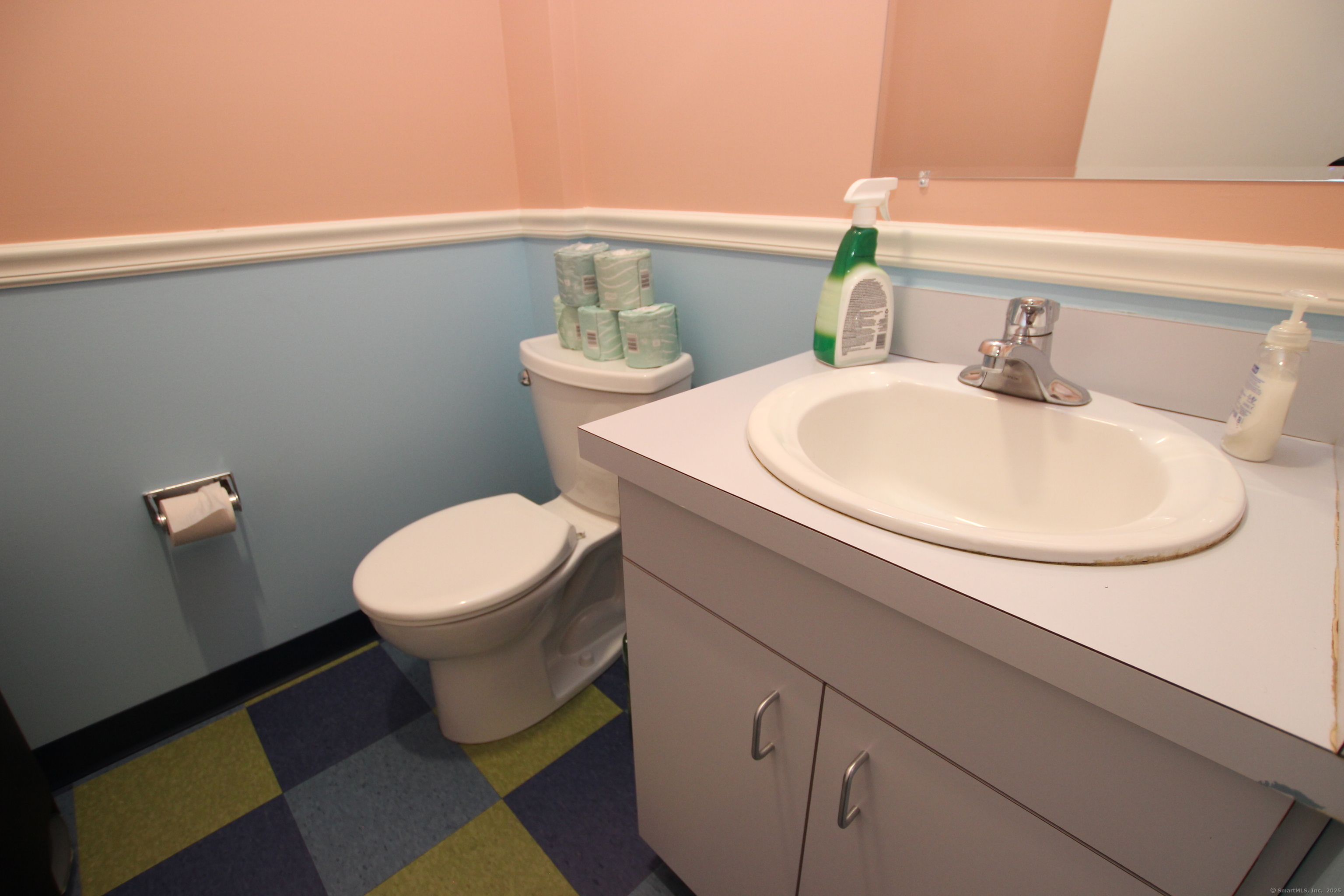 60 Westwood Avenue 43