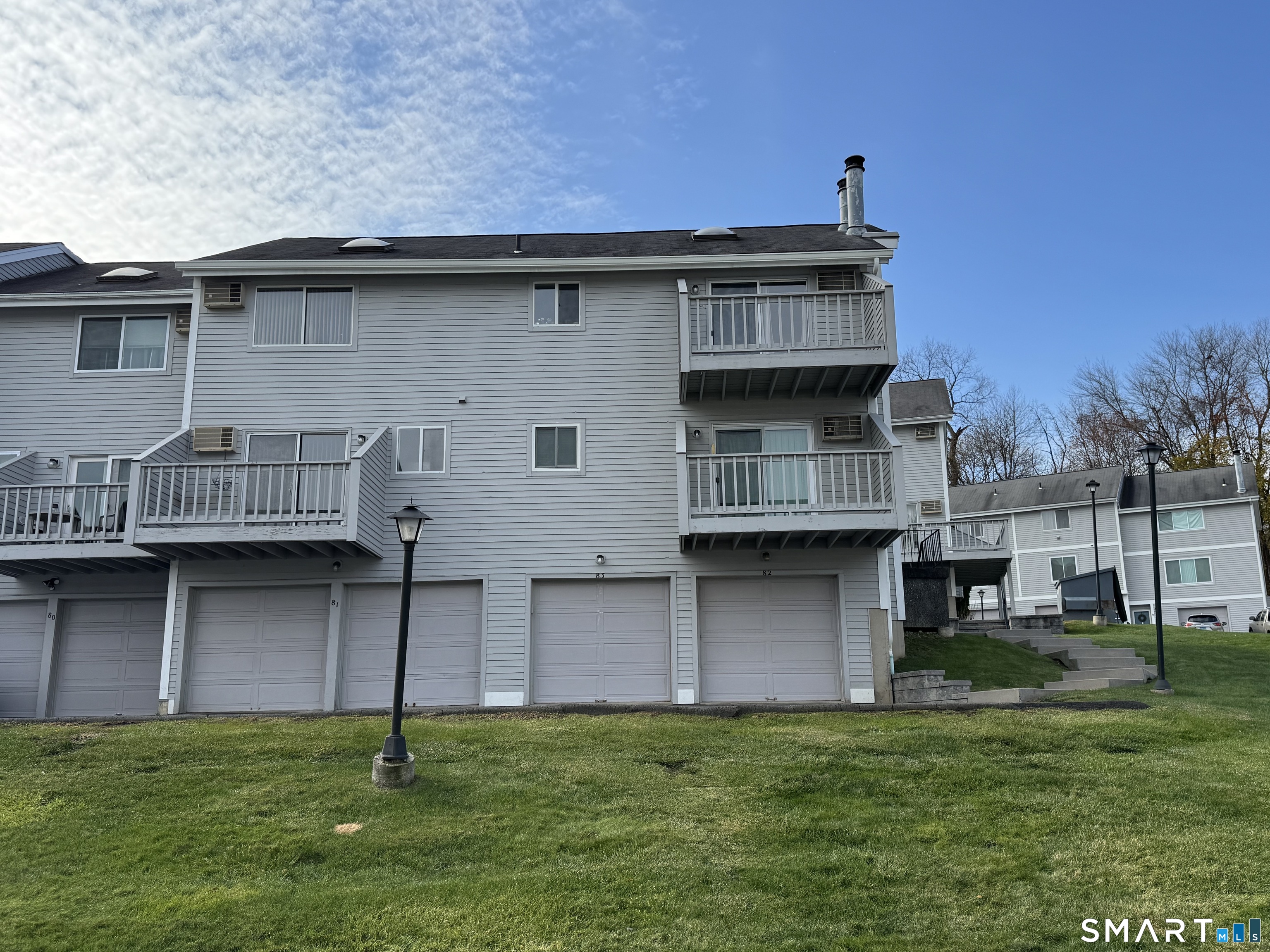 151 Shelter Rock Road 81