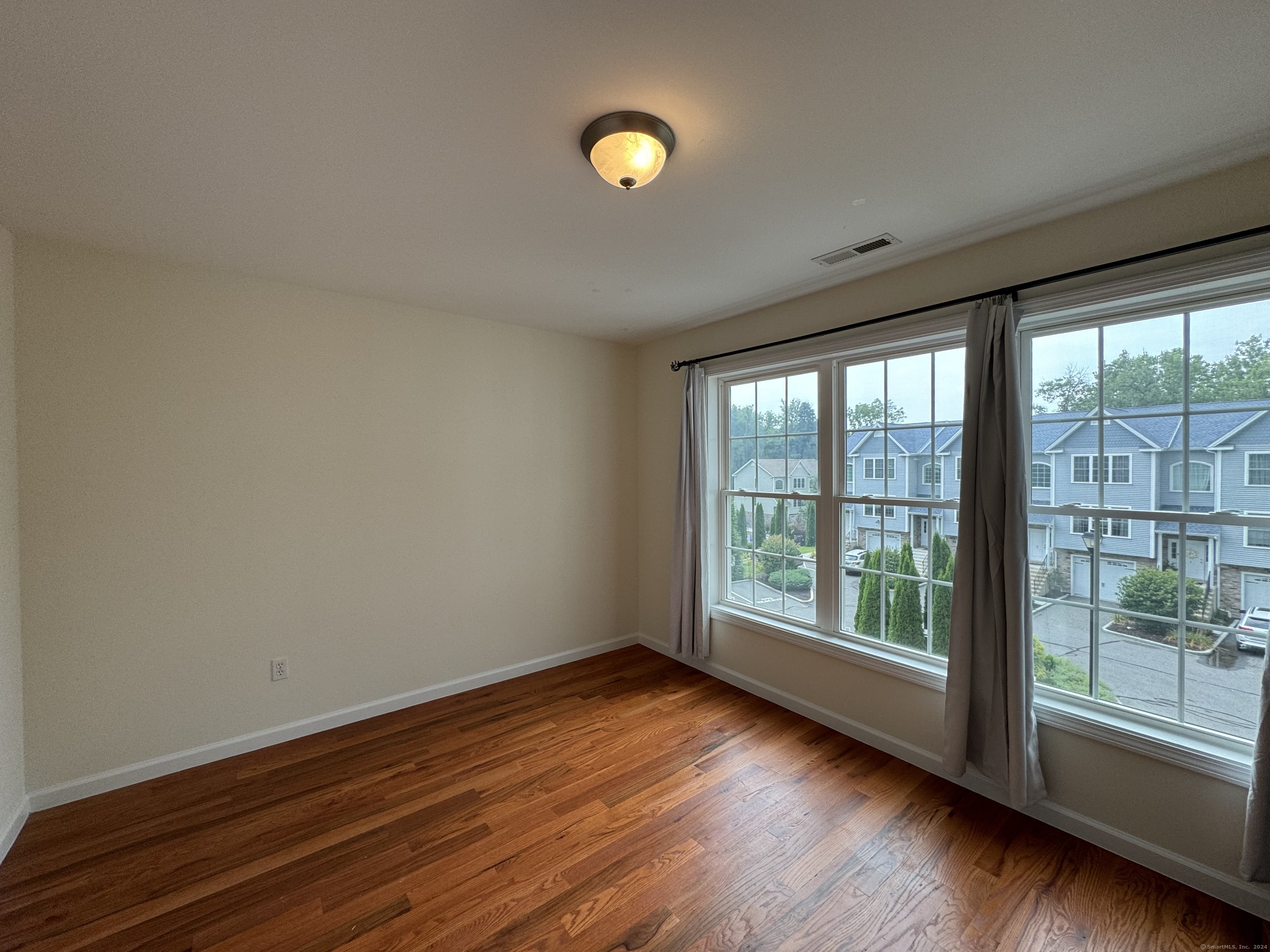 24 Oak Branch Drive 24