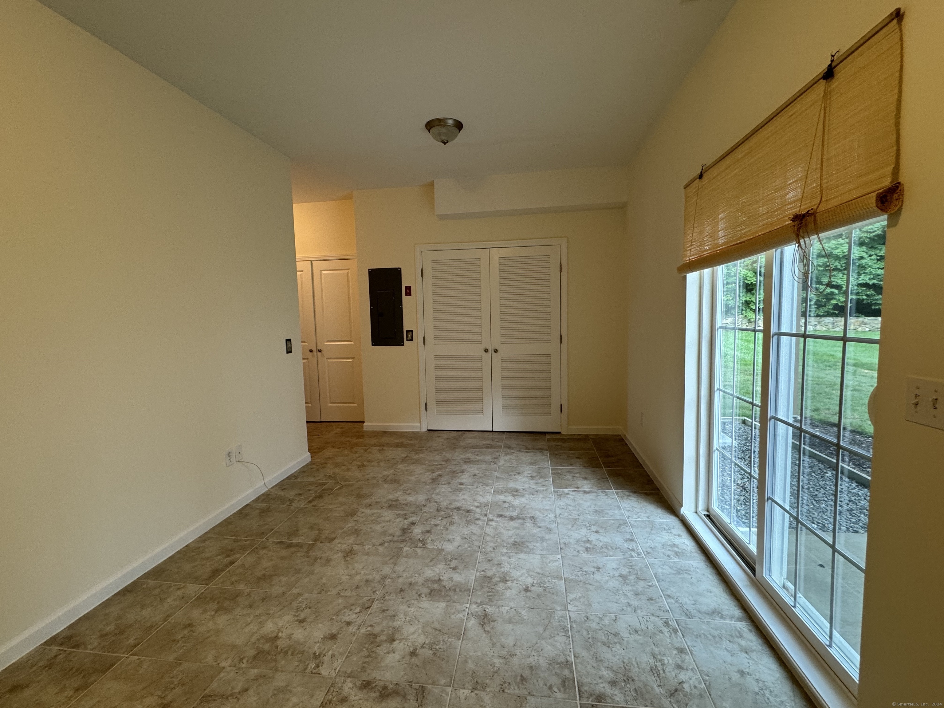 24 Oak Branch Drive 24