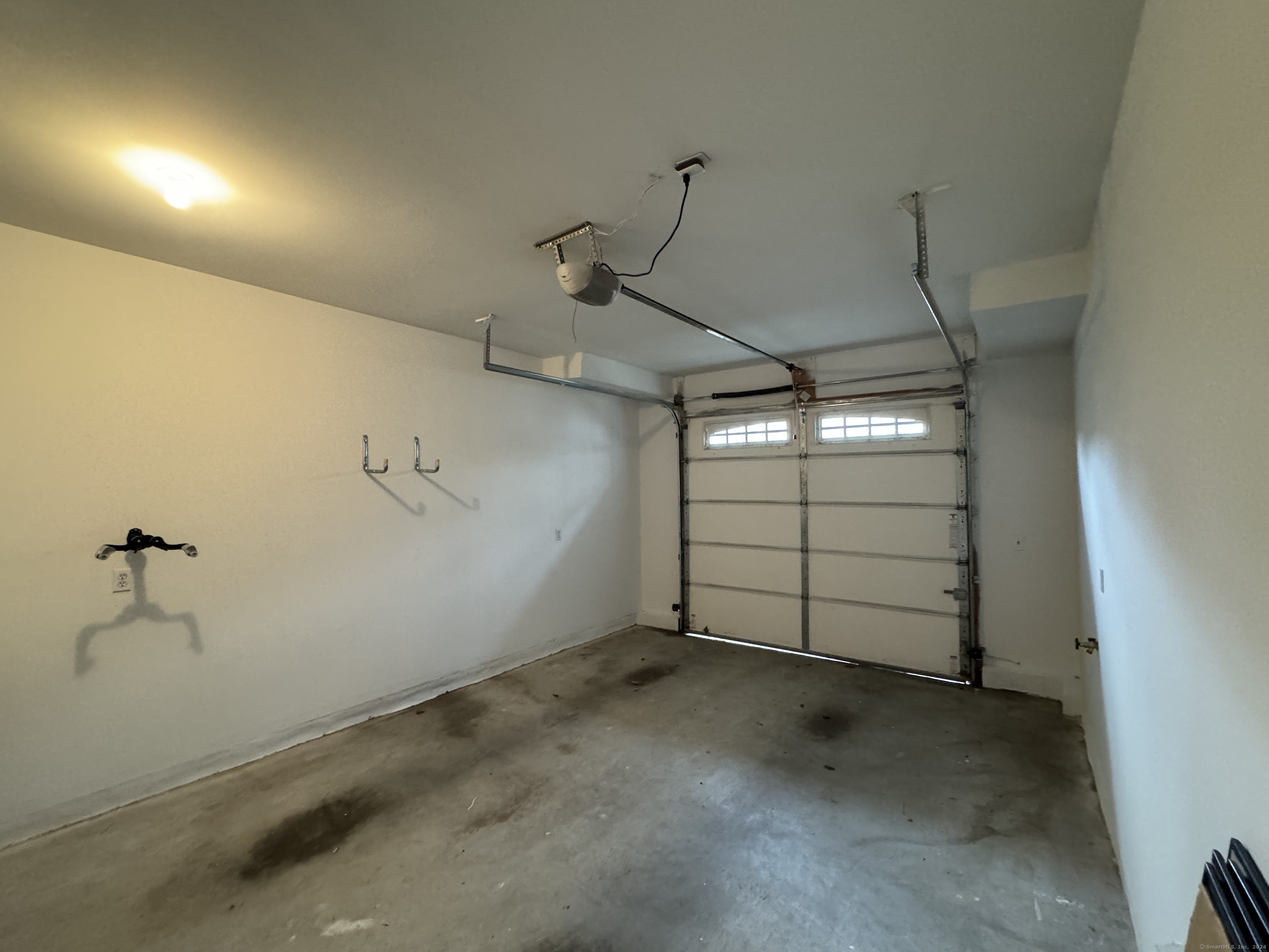 24 Oak Branch Drive 24