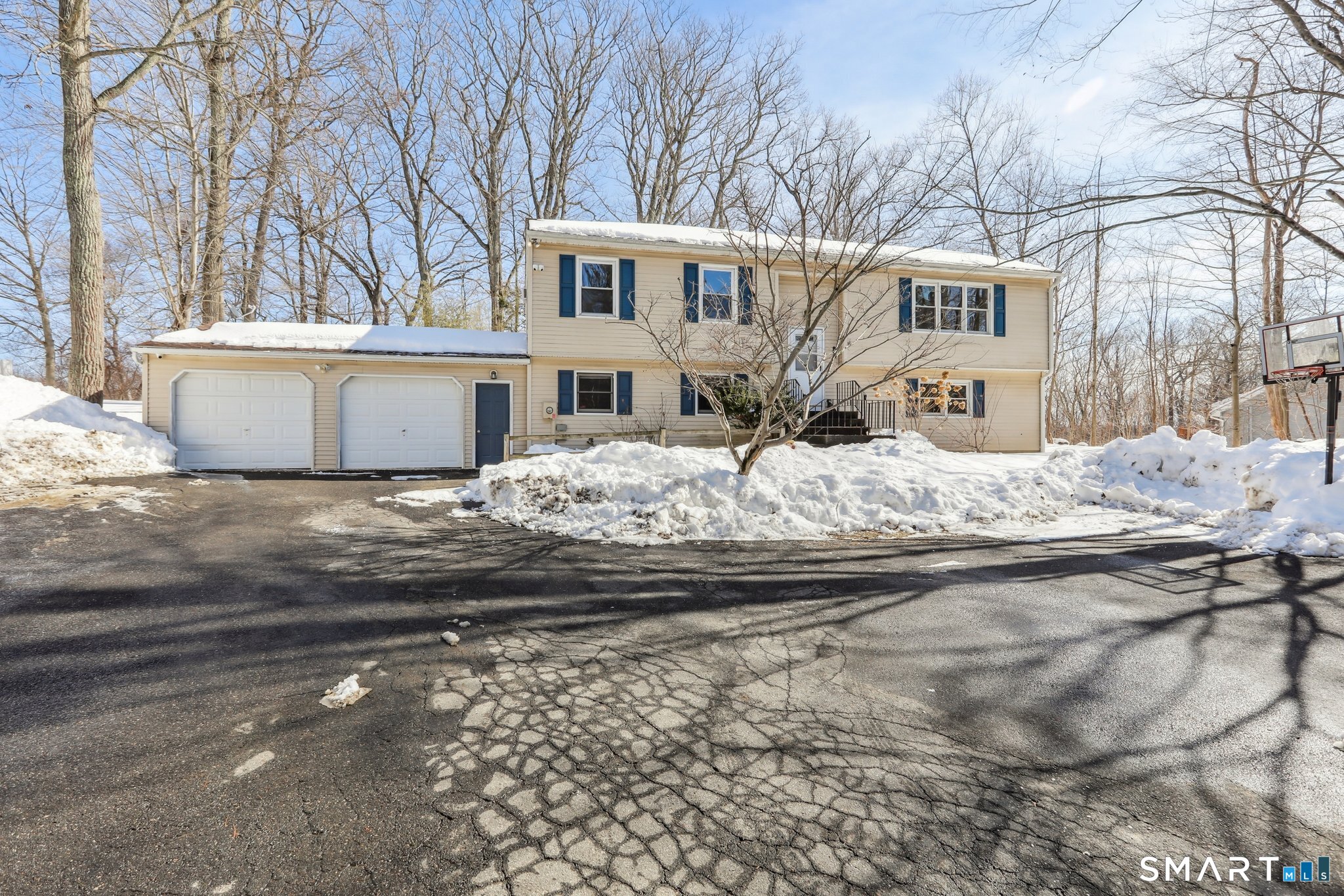 54 Redwood Drive