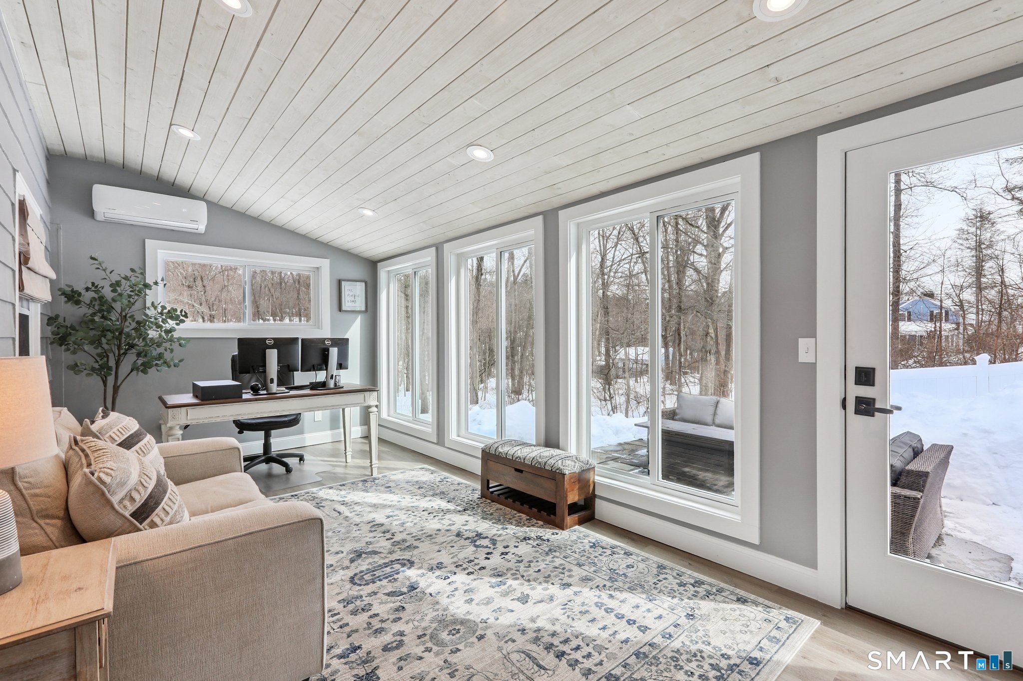 187 Middle River Road