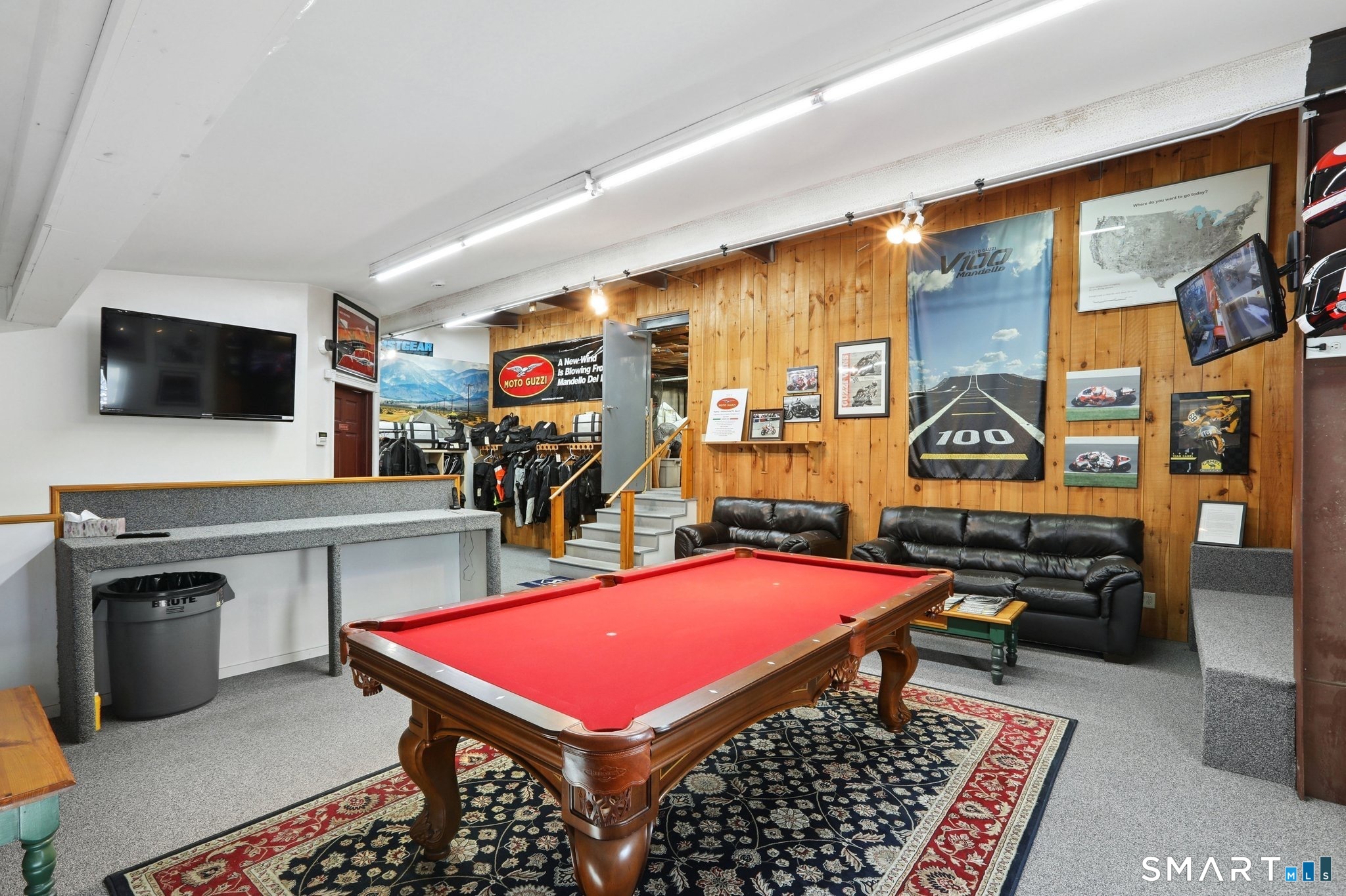 44 Grassy Plain Street