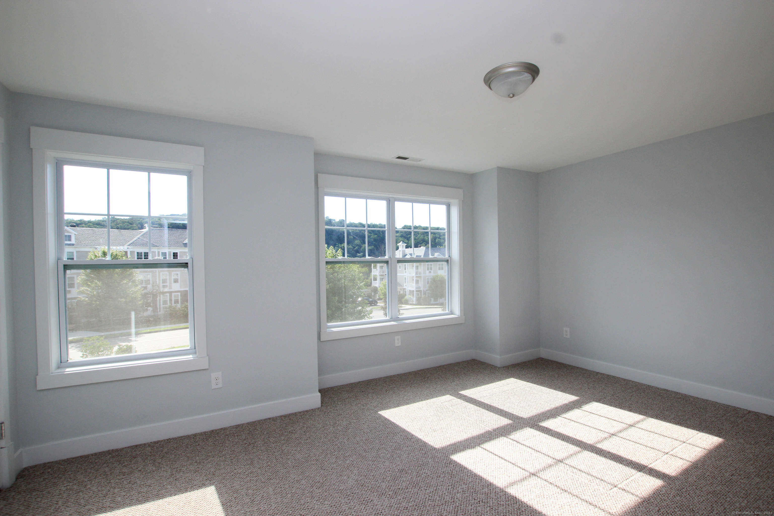 5 Laurel Hill Court 5